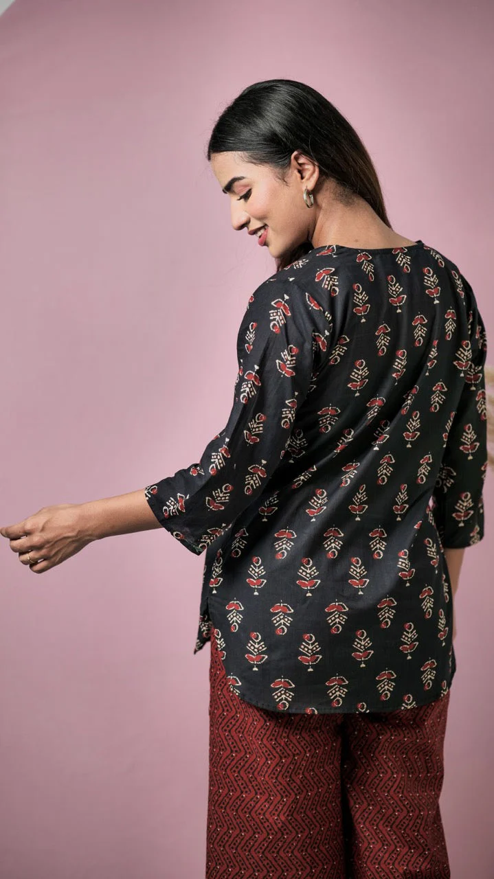 Black Hand Block Pure Cotton Lounge Wear - Image 17