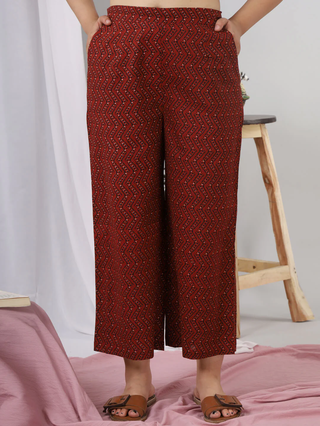 Black Hand Block Pure Cotton Lounge Wear - Image 7