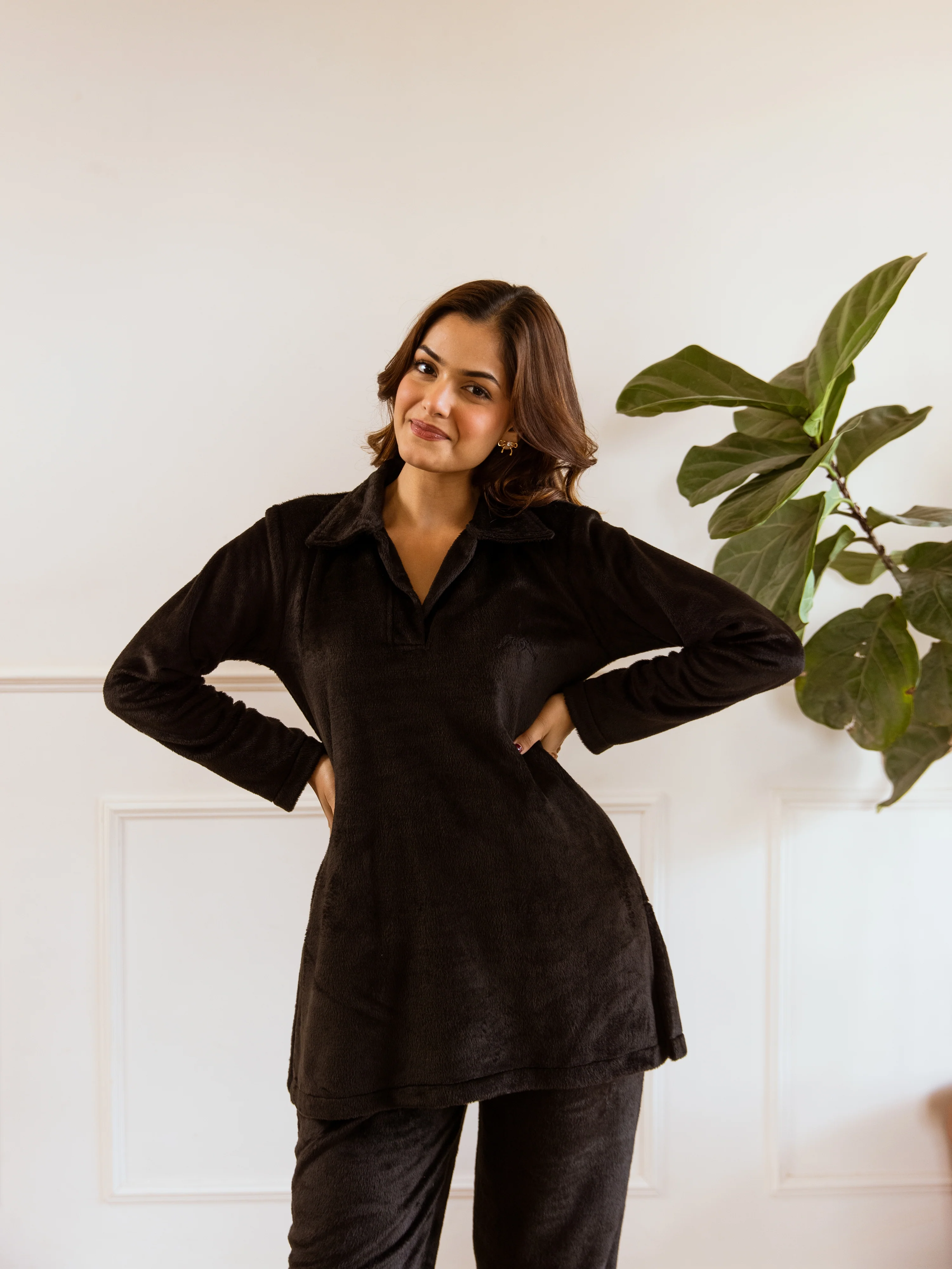 Black Super Soft Woollen Collar Set - Image 11