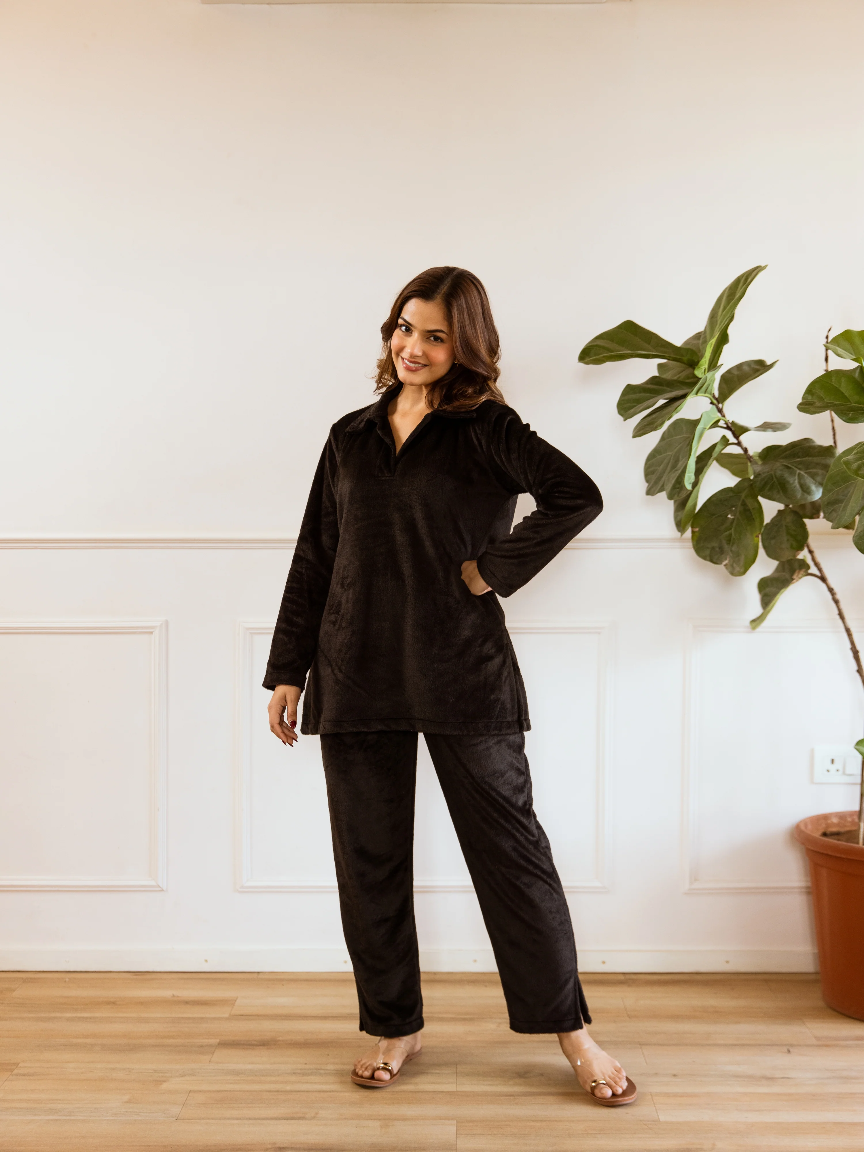 Black Super Soft Woollen Collar Set - Image 8