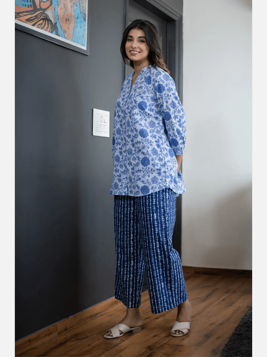 Blue Back pleated indigo Cotton Loungewear - Image 5