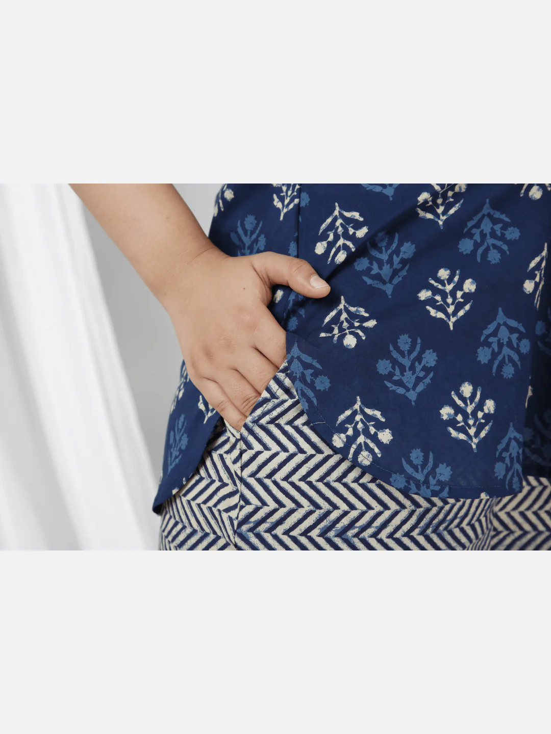 Blue Indigo Hand Block Printed Pure Cotton Lounge Wear - Image 8