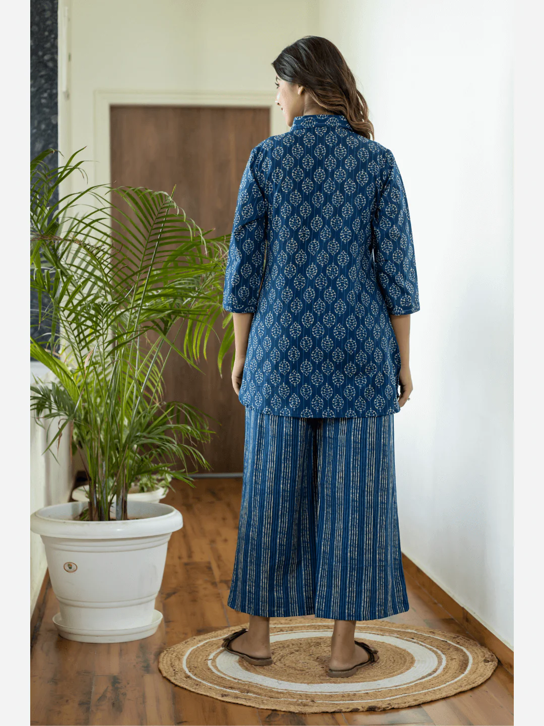 Stripe Patti Collared Cotton Loungewear - Image 3