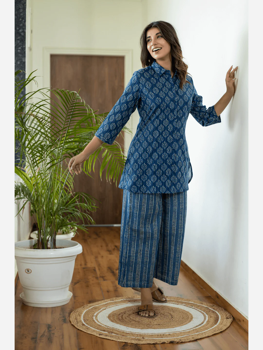 Stripe Patti Collared Cotton Loungewear - Image 5