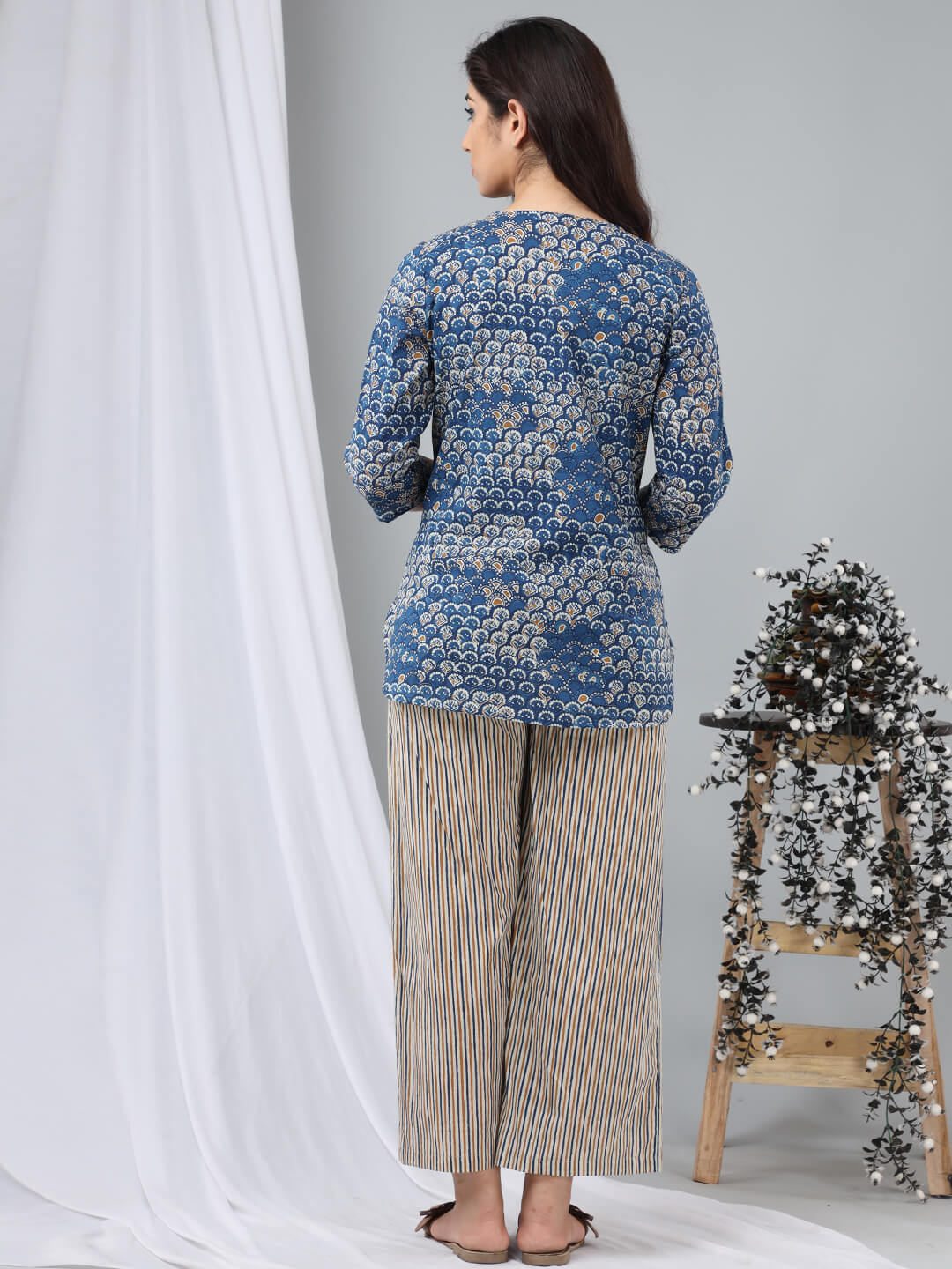 Indigo/Beige Pure Cotton Lounge Wear - Image 3