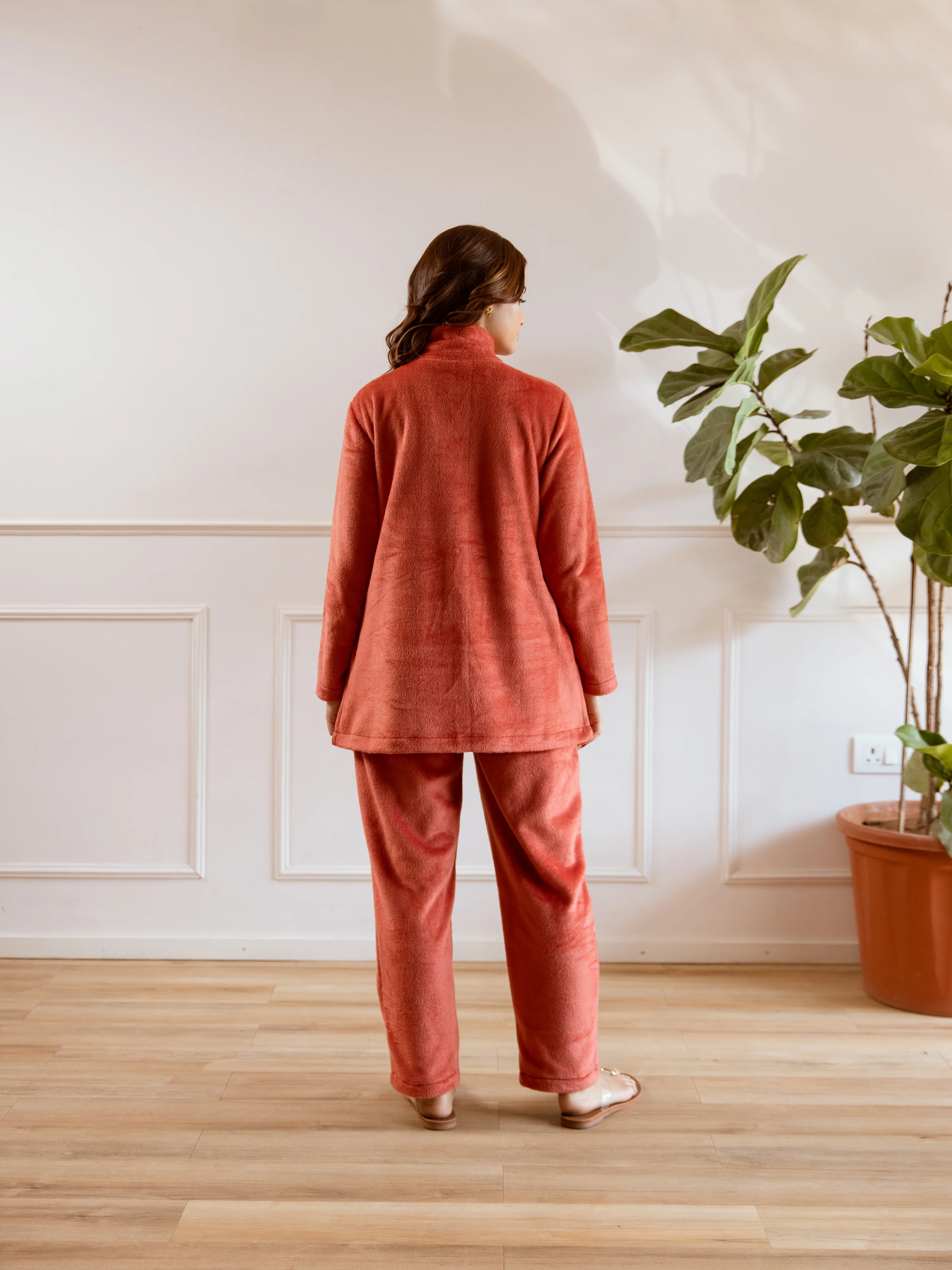 Cross Neck Super Soft Rust Woollen Set - Image 3