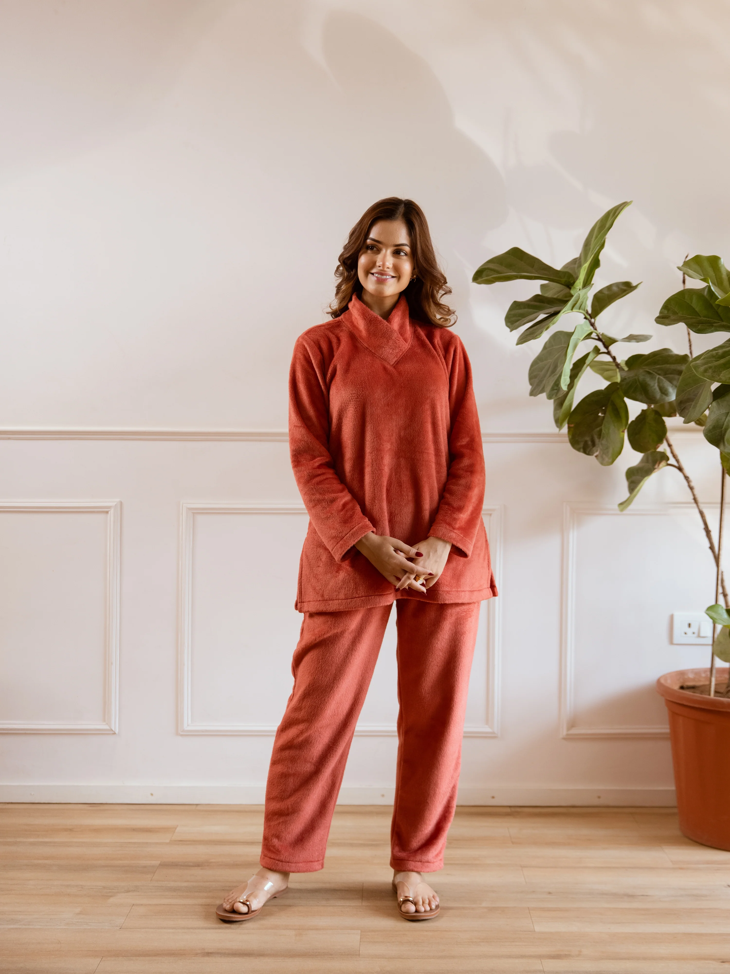 Cross Neck Super Soft Rust Woollen Set - Image 4