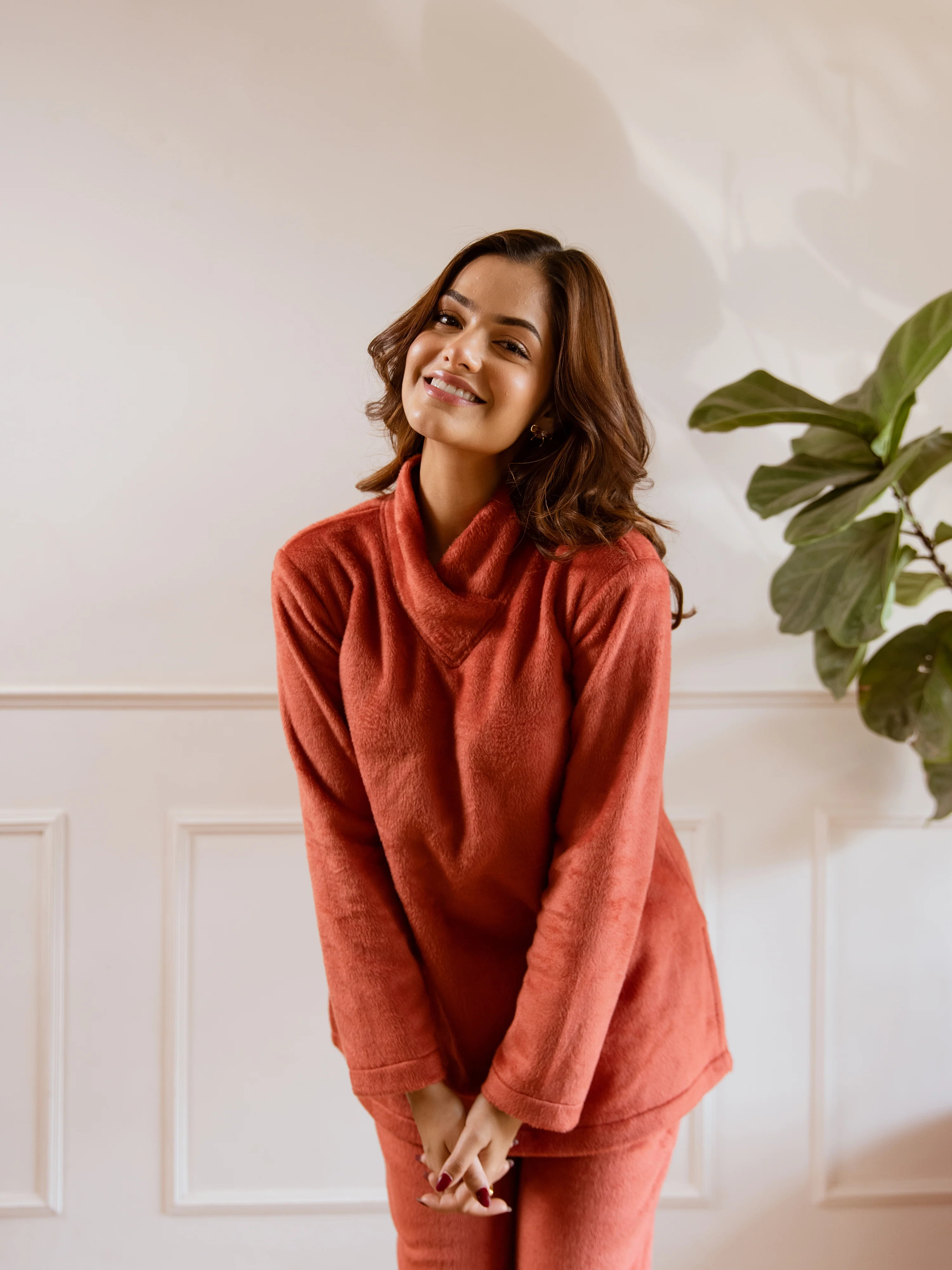 Cross Neck Super Soft Rust Woollen Set - Image 5