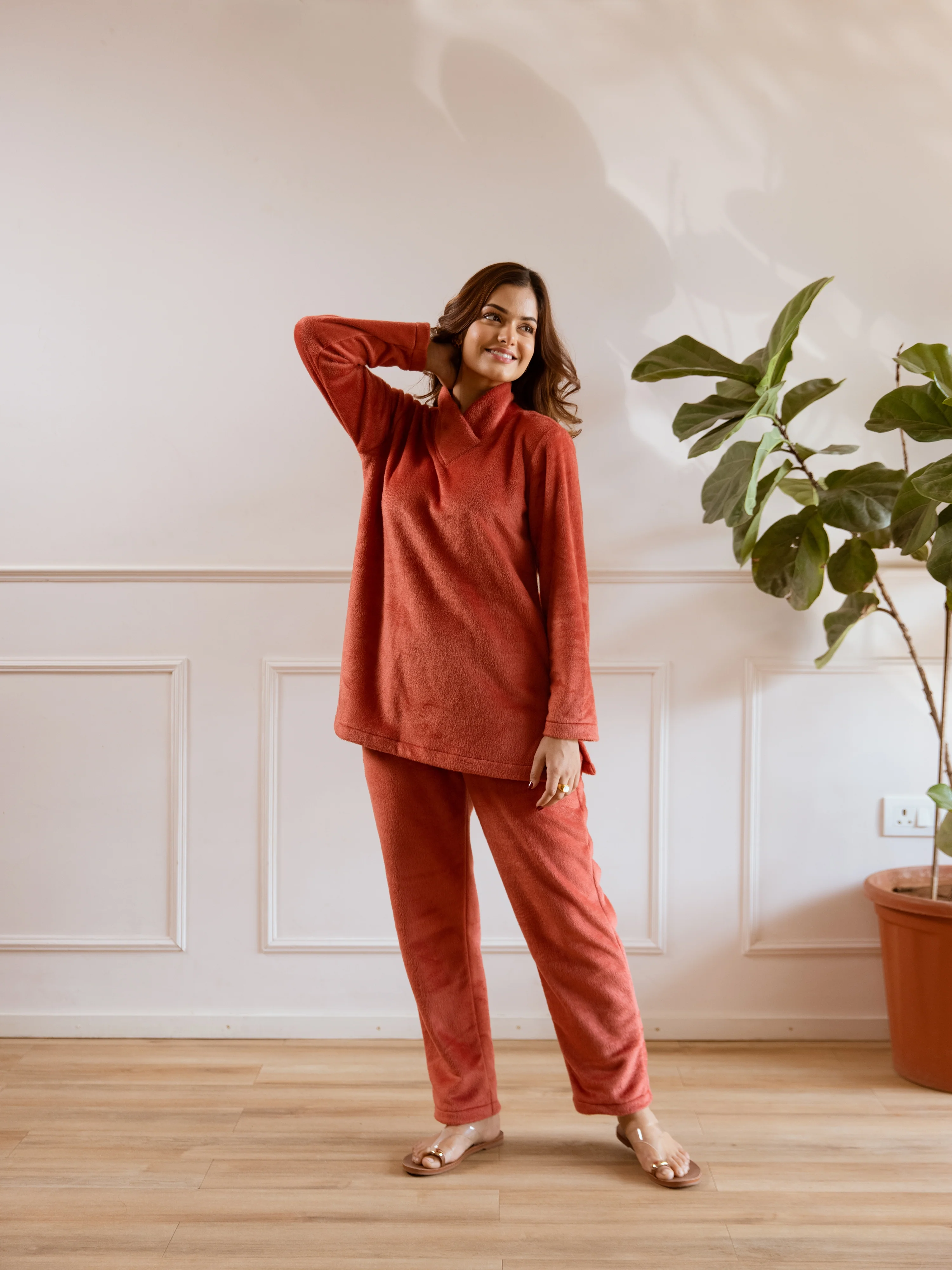 Cross Neck Super Soft Rust Woollen Set - Image 7