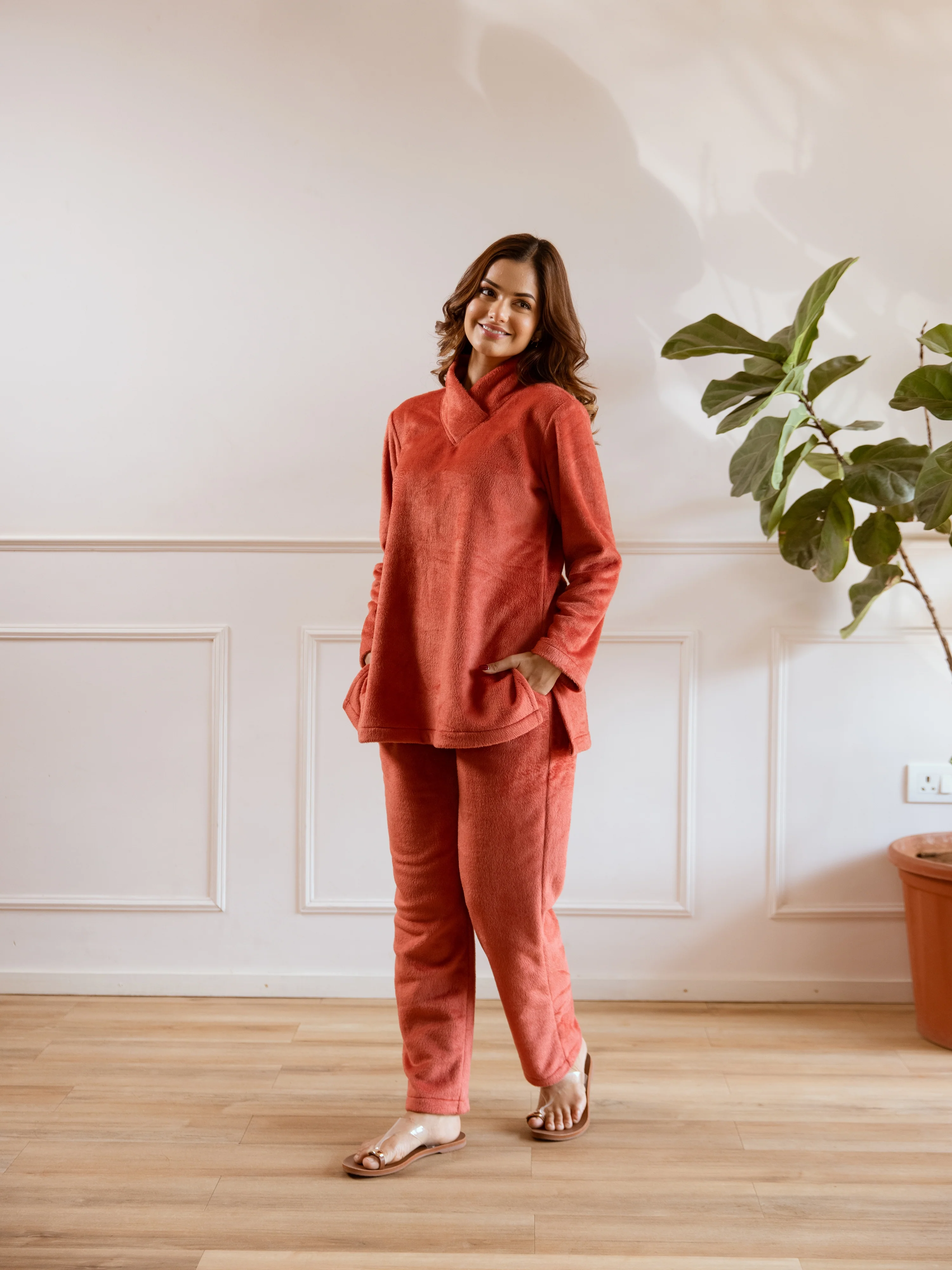 Cross Neck Super Soft Rust Woollen Set - Image 8