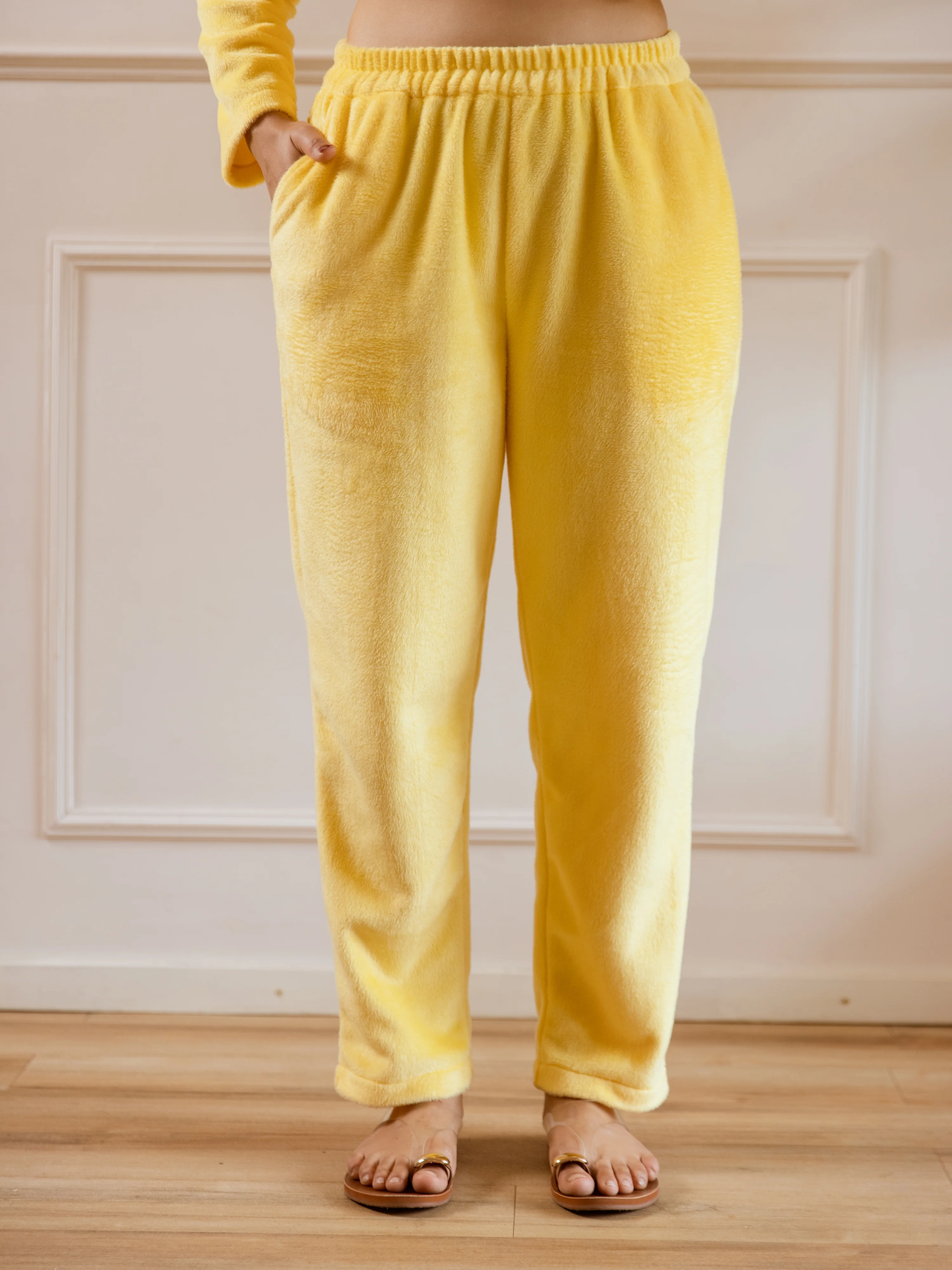 Cross Neck Super Soft Yellow Woollen Set - Image 11