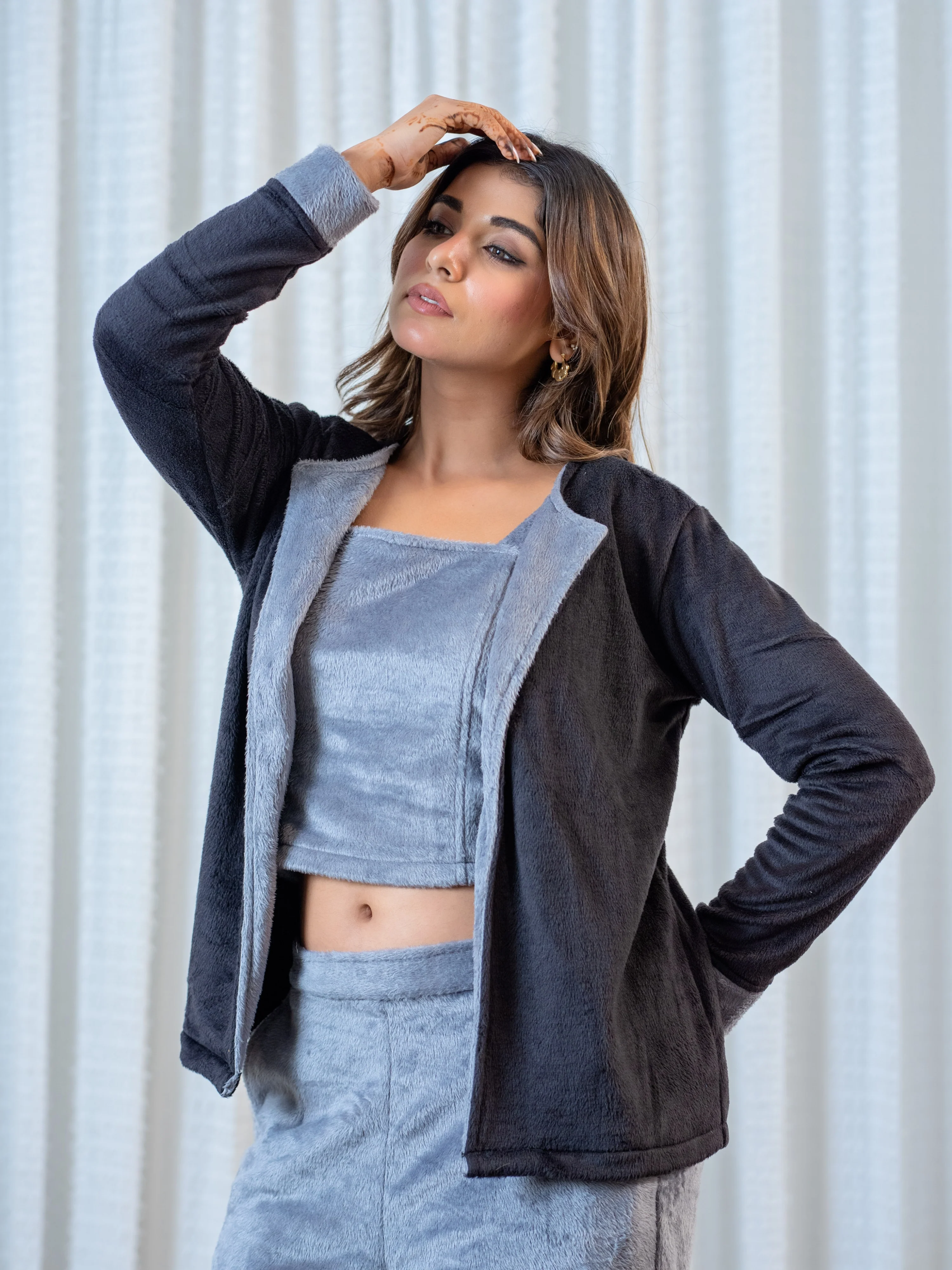 Dark Grey Super Soft Woollen Contrast Shrug Set - Image 4