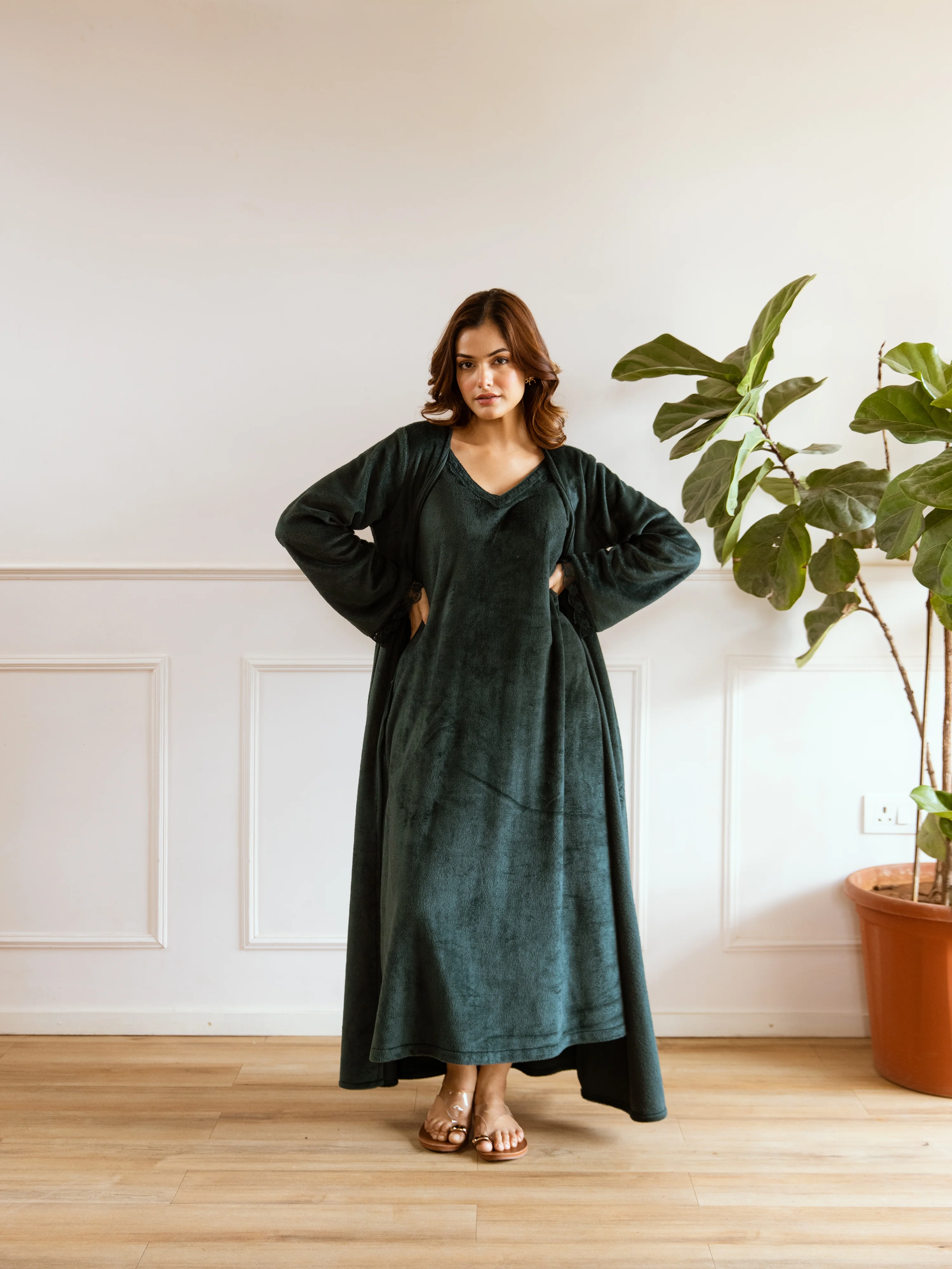 Emerald Super Soft Woollen Maxi & Shrug Set - Image 10