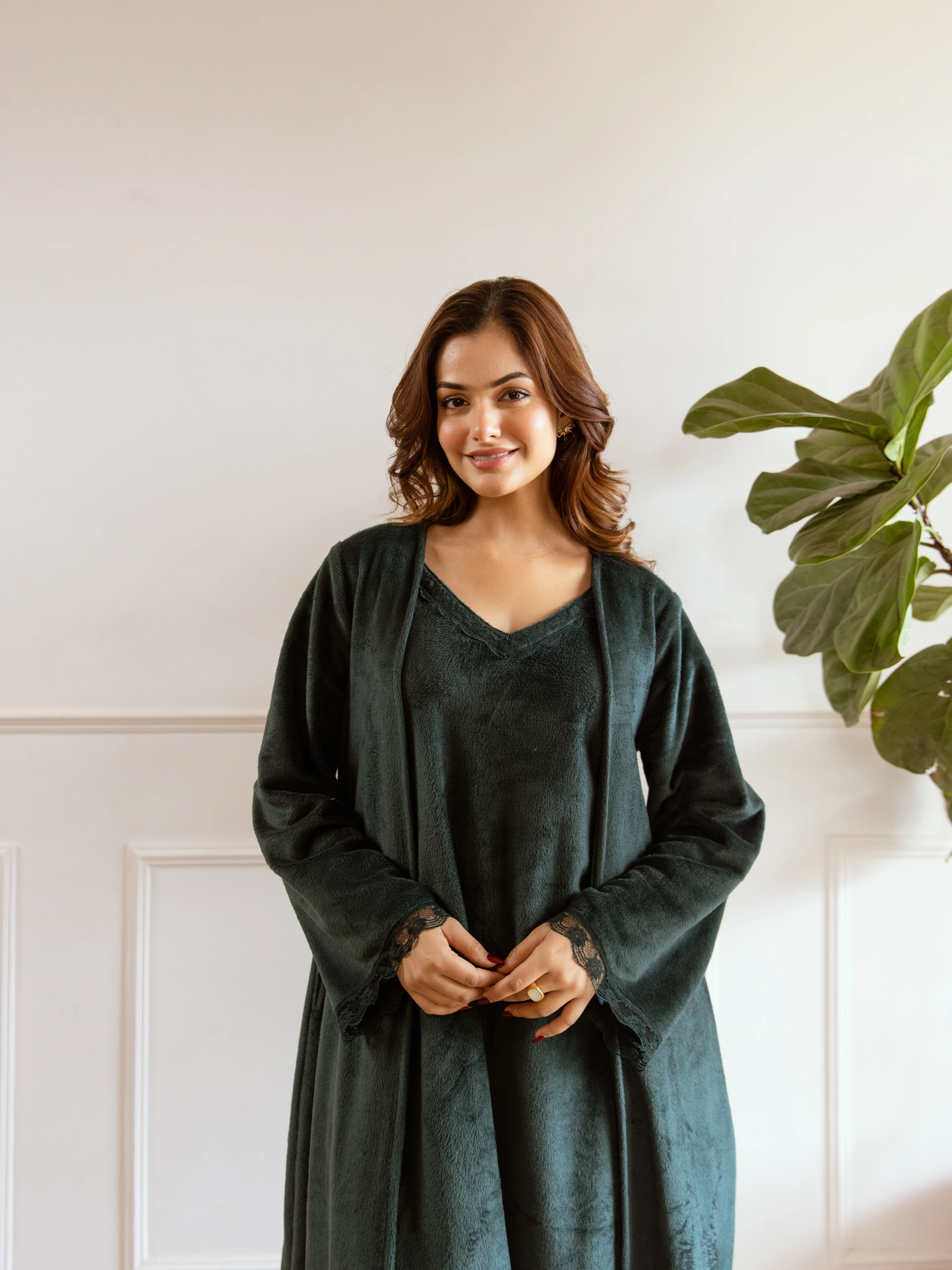 Emerald Super Soft Woollen Maxi & Shrug Set - Image 13