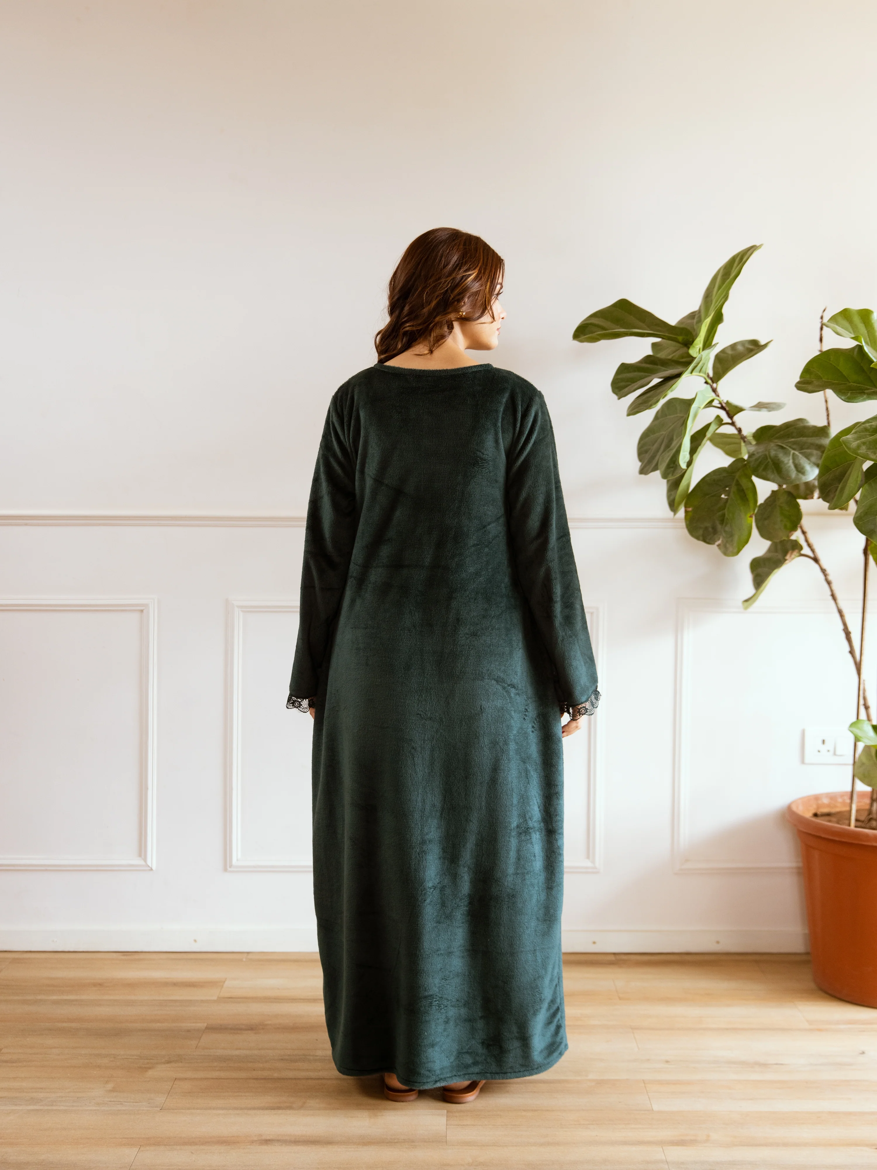 Emerald Super Soft Woollen Maxi & Shrug Set - Image 6