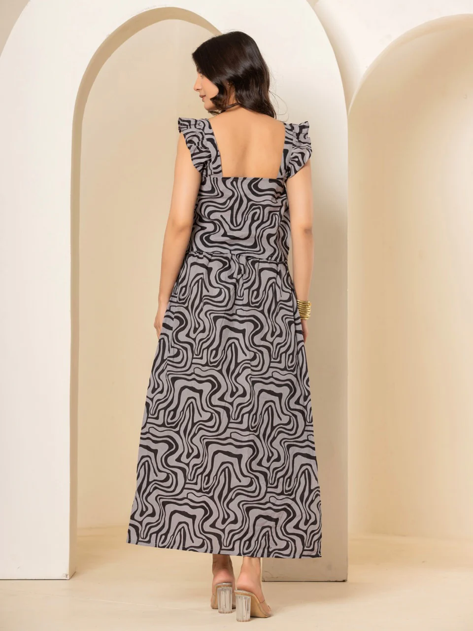 Fluid Wave Coal Midi Skirt Set - Image 5