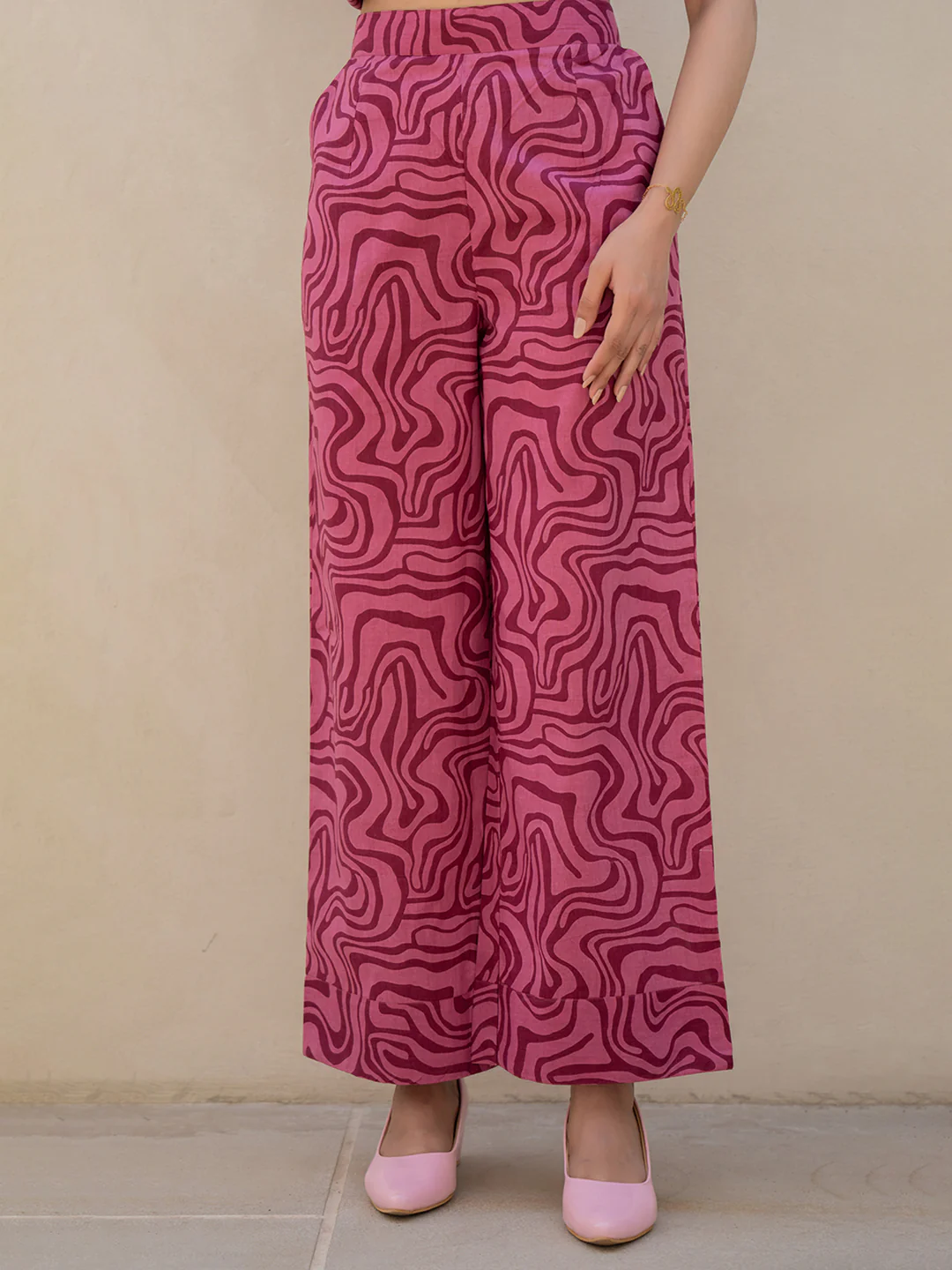 Fluid Wave Mulberry Haze Magenta Co-Ord Set - Image 9