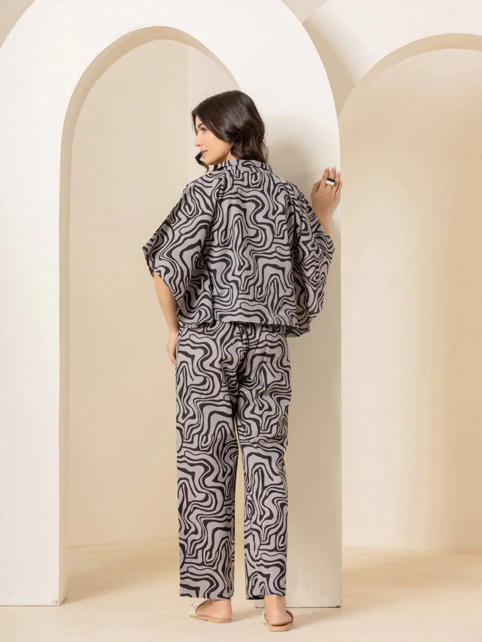 Fluid Wave Noir Black Kaftan Top - Image 5
