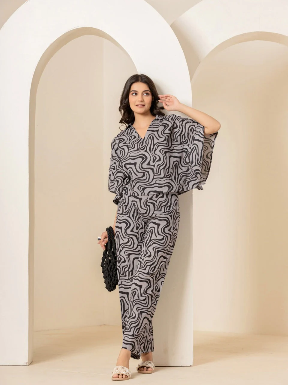 Fluid Wave Noir Black Kaftan Top - Image 7