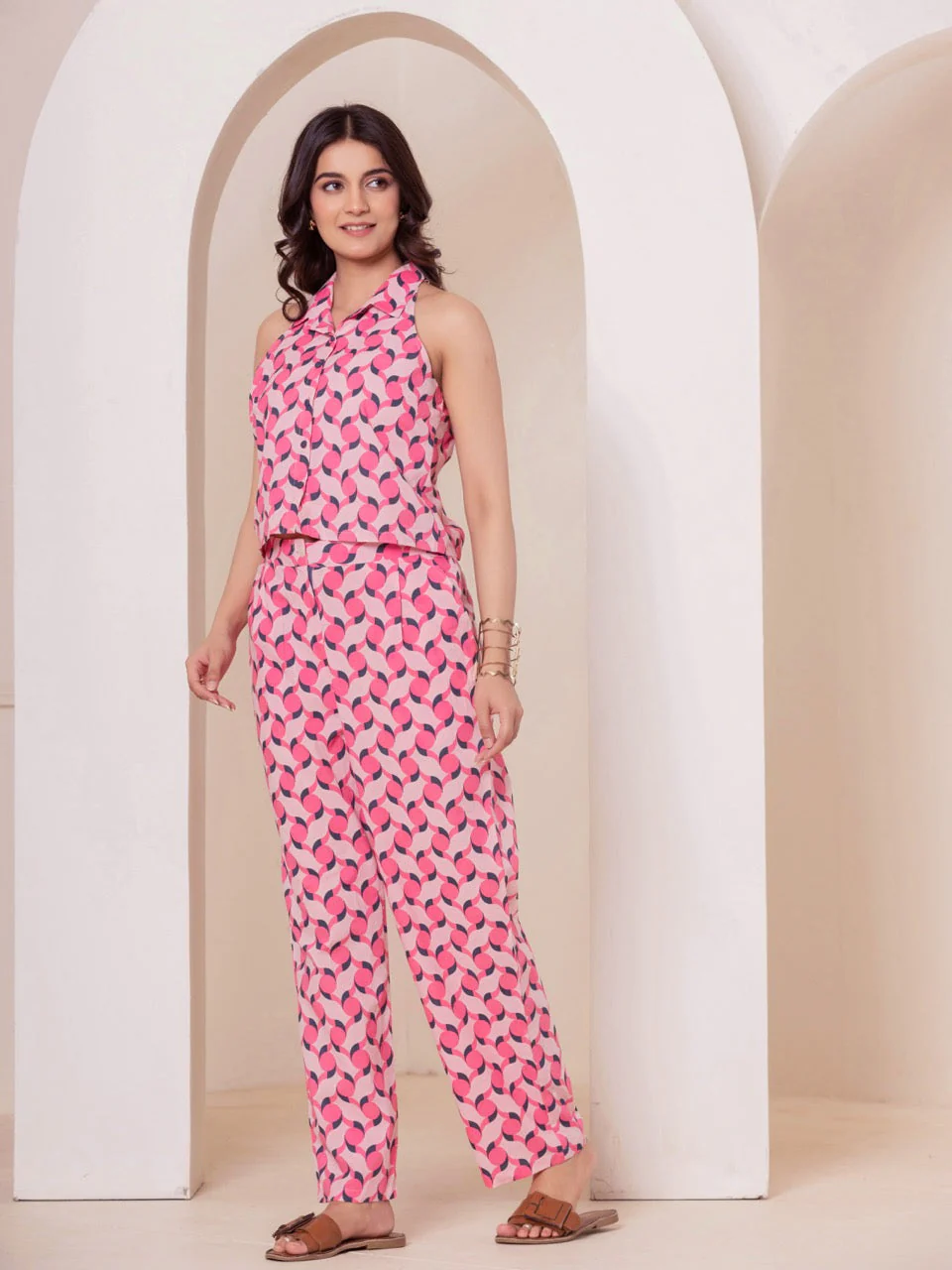 Geometrical Pink Pant - Image 8