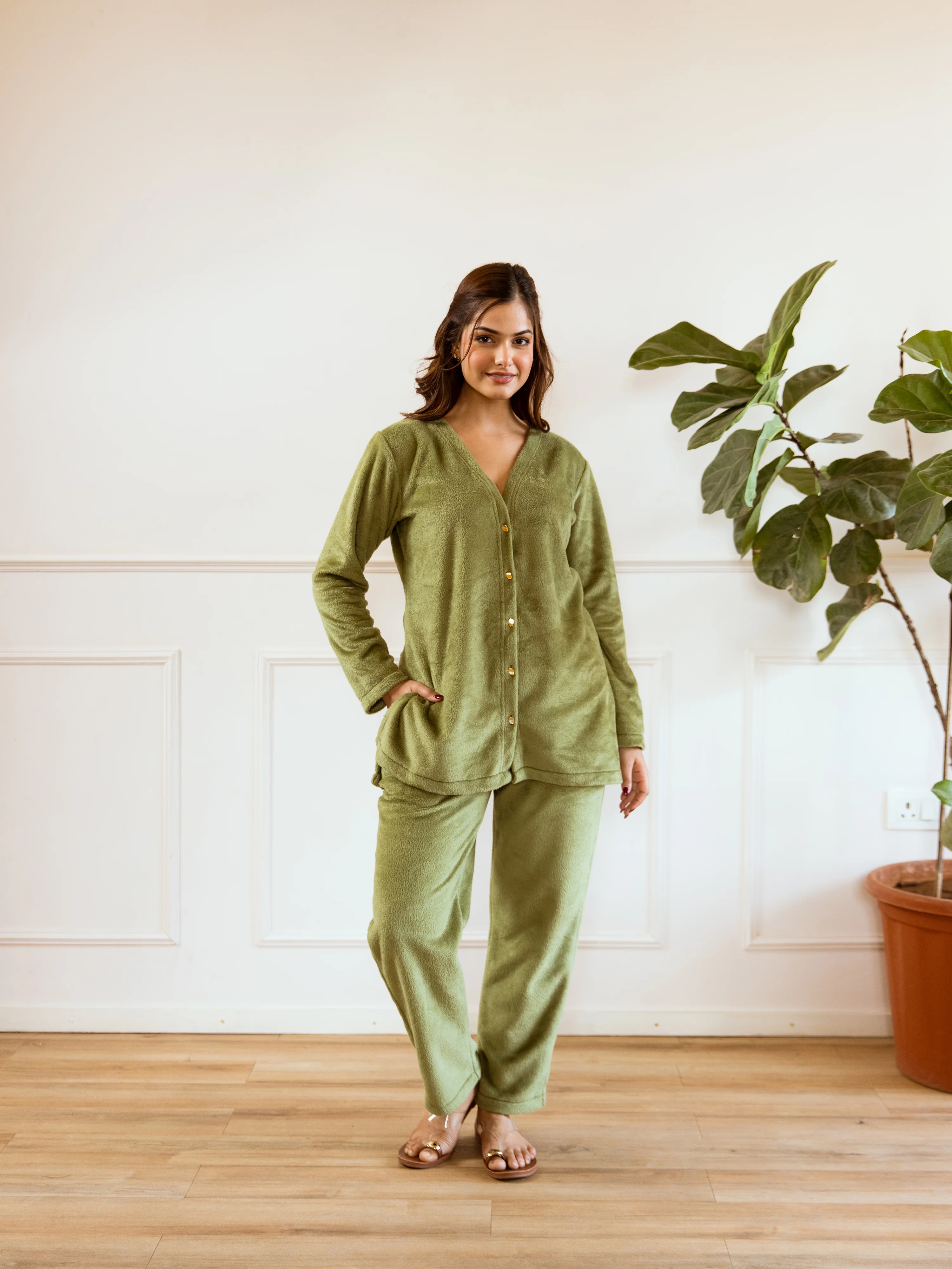 Green Super Soft Woollen Cardigan Set - Image 4