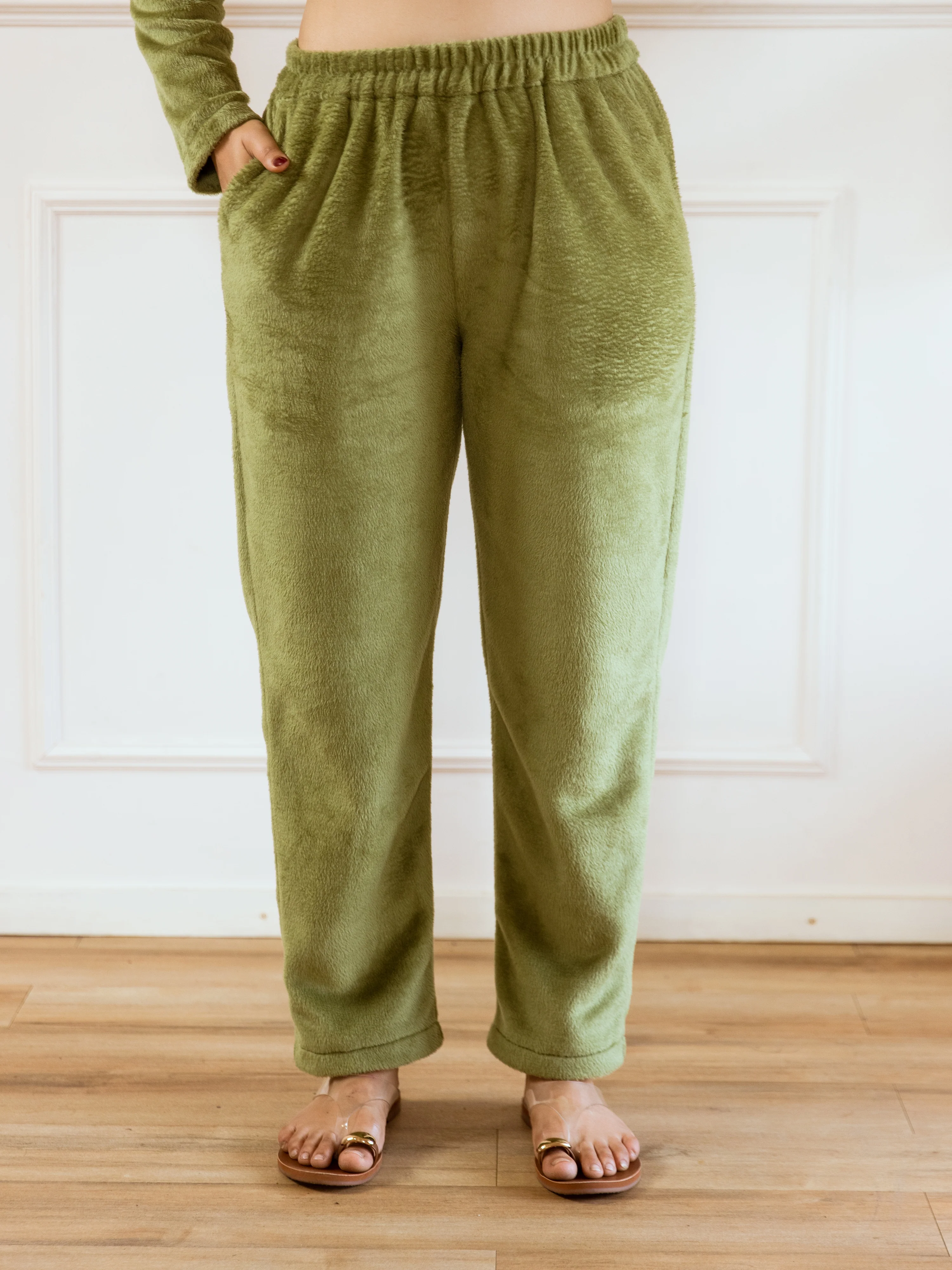 Green Super Soft Woollen Cardigan Set - Image 8
