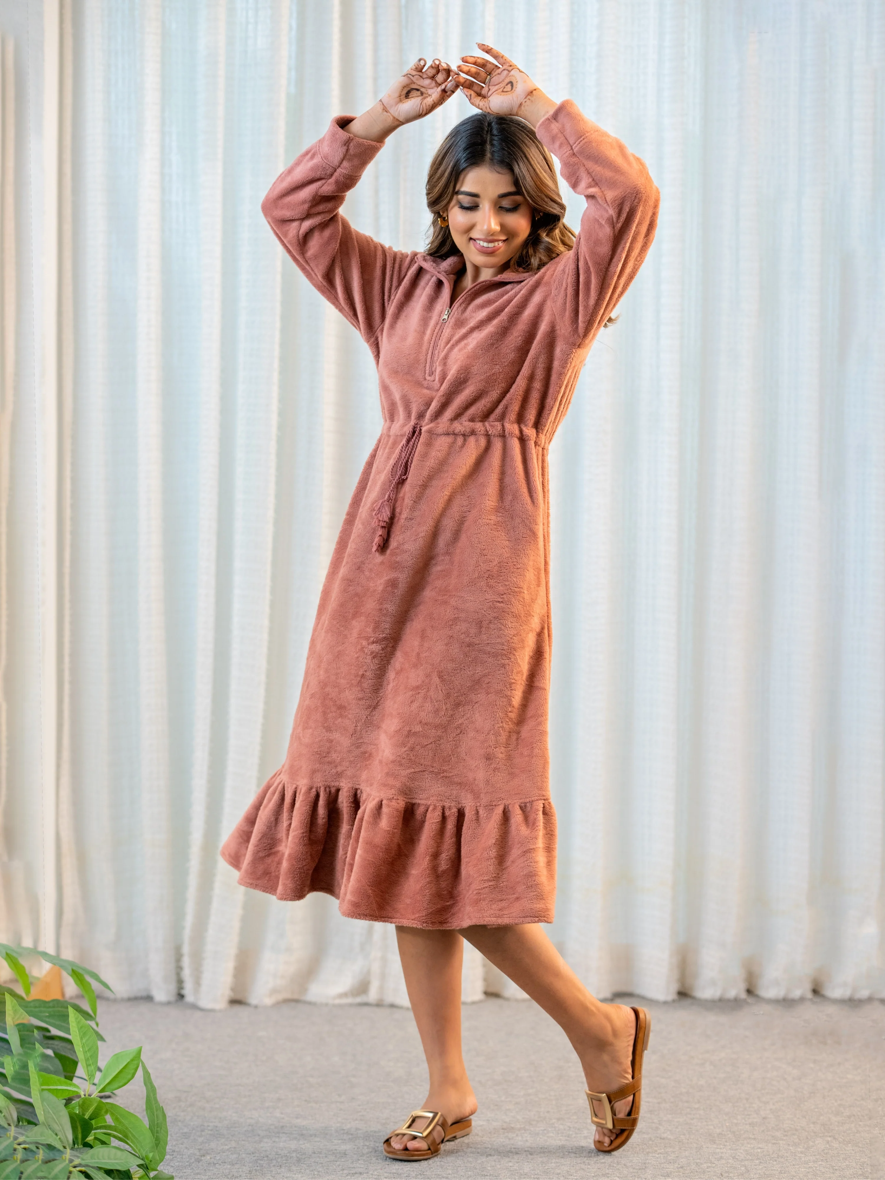 Half Zip Super Soft Dusty Pink Woollen Tie-up Midi Dress - Image 8