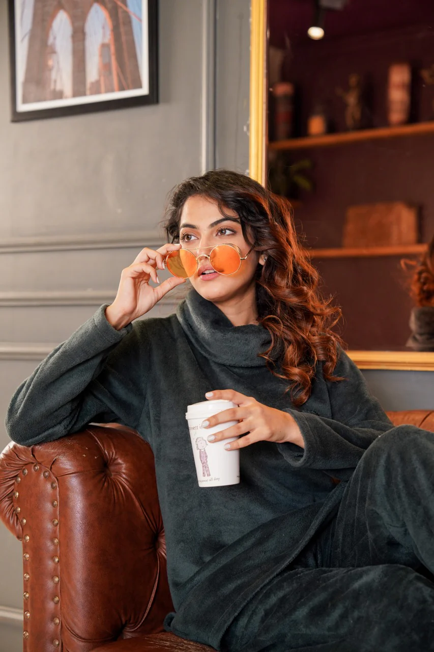 High Neck Super Soft Emerald Woollen Set - Image 11