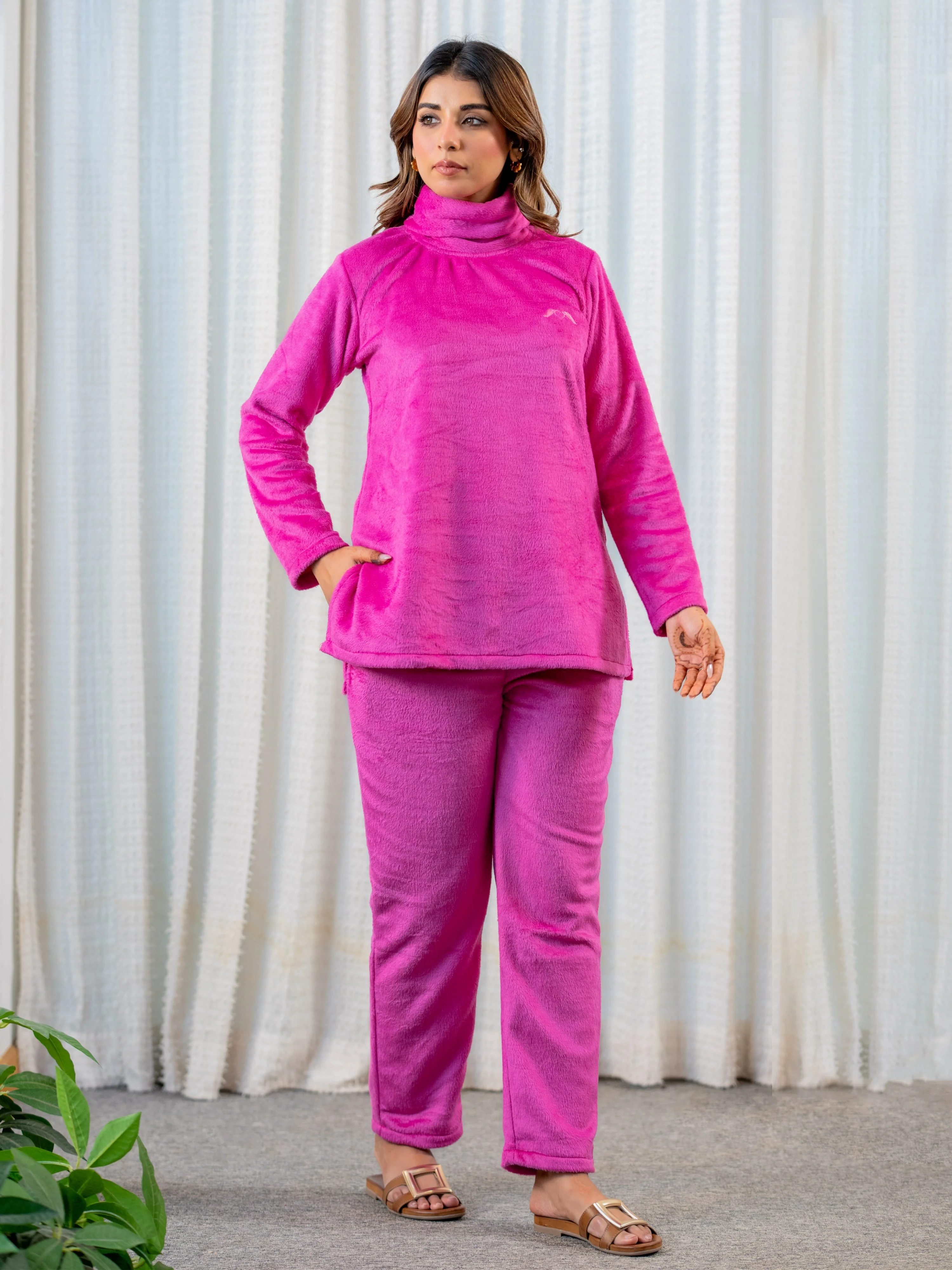 High Neck Super Soft Hot Pink Woollen Set - Image 5