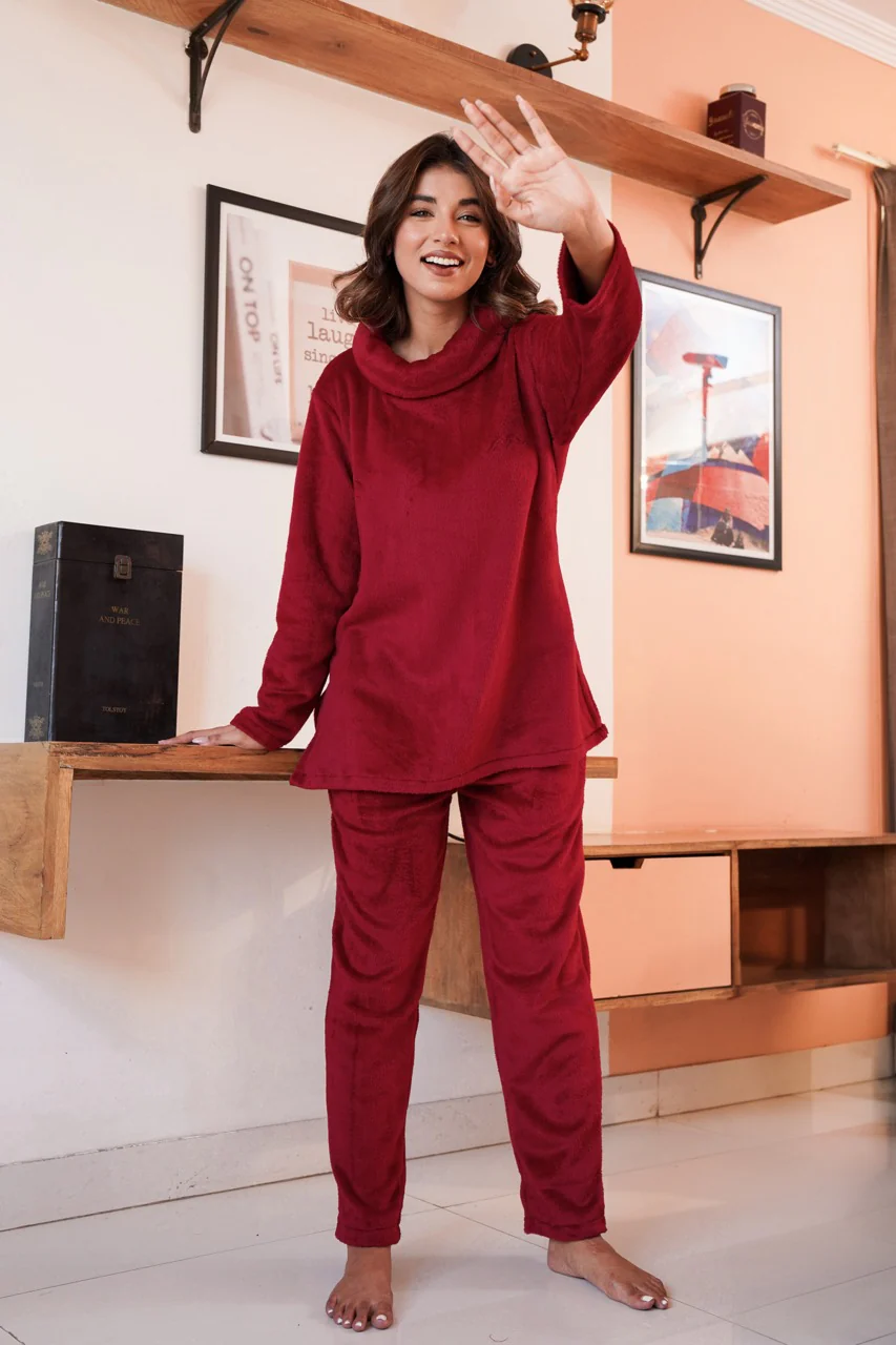 High Neck Super Soft Maroon Woollen Set - Image 7