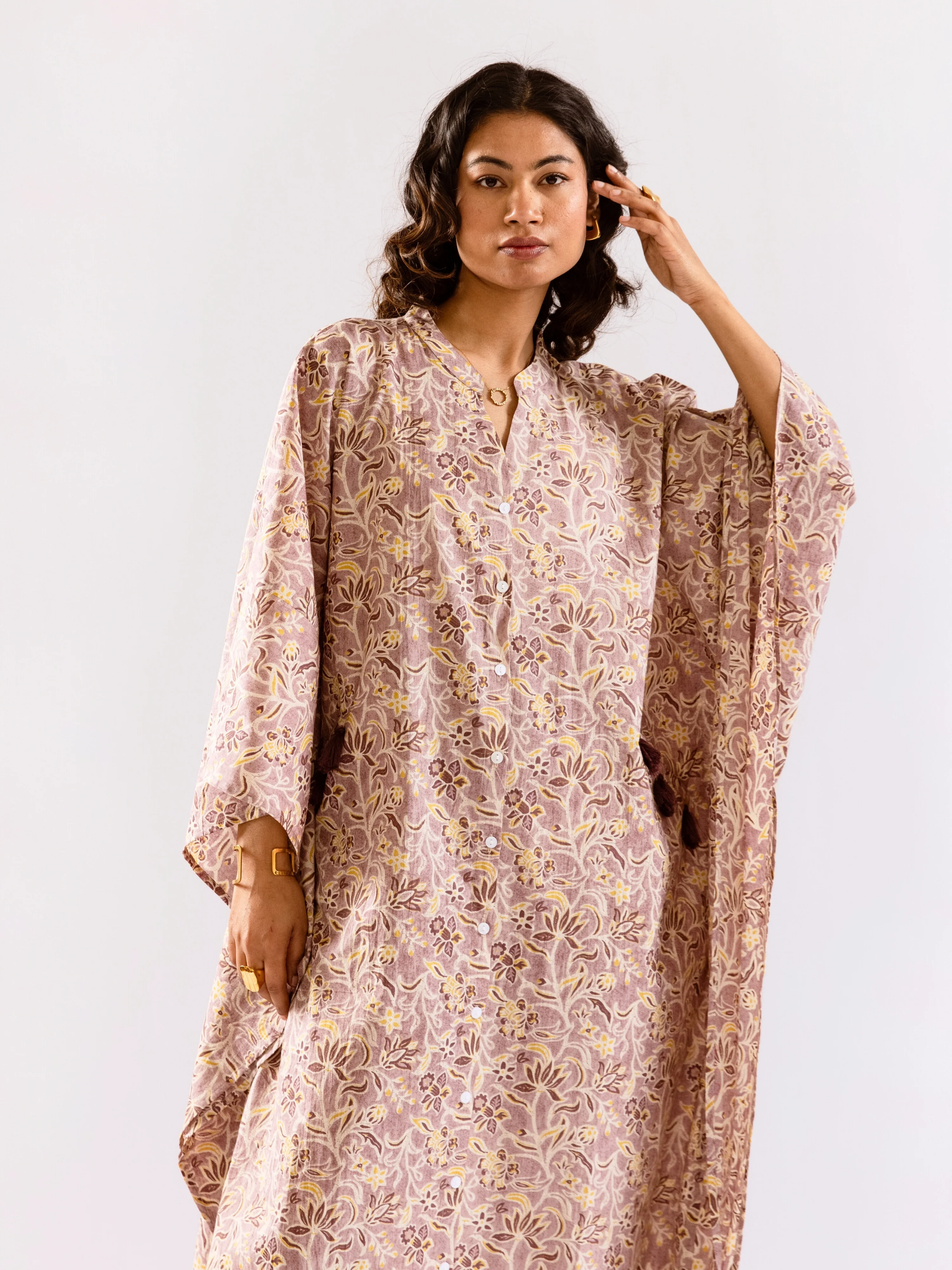 Lavender Floral Flirt Pure Cotton V neck Kaftan Dress - Image 5