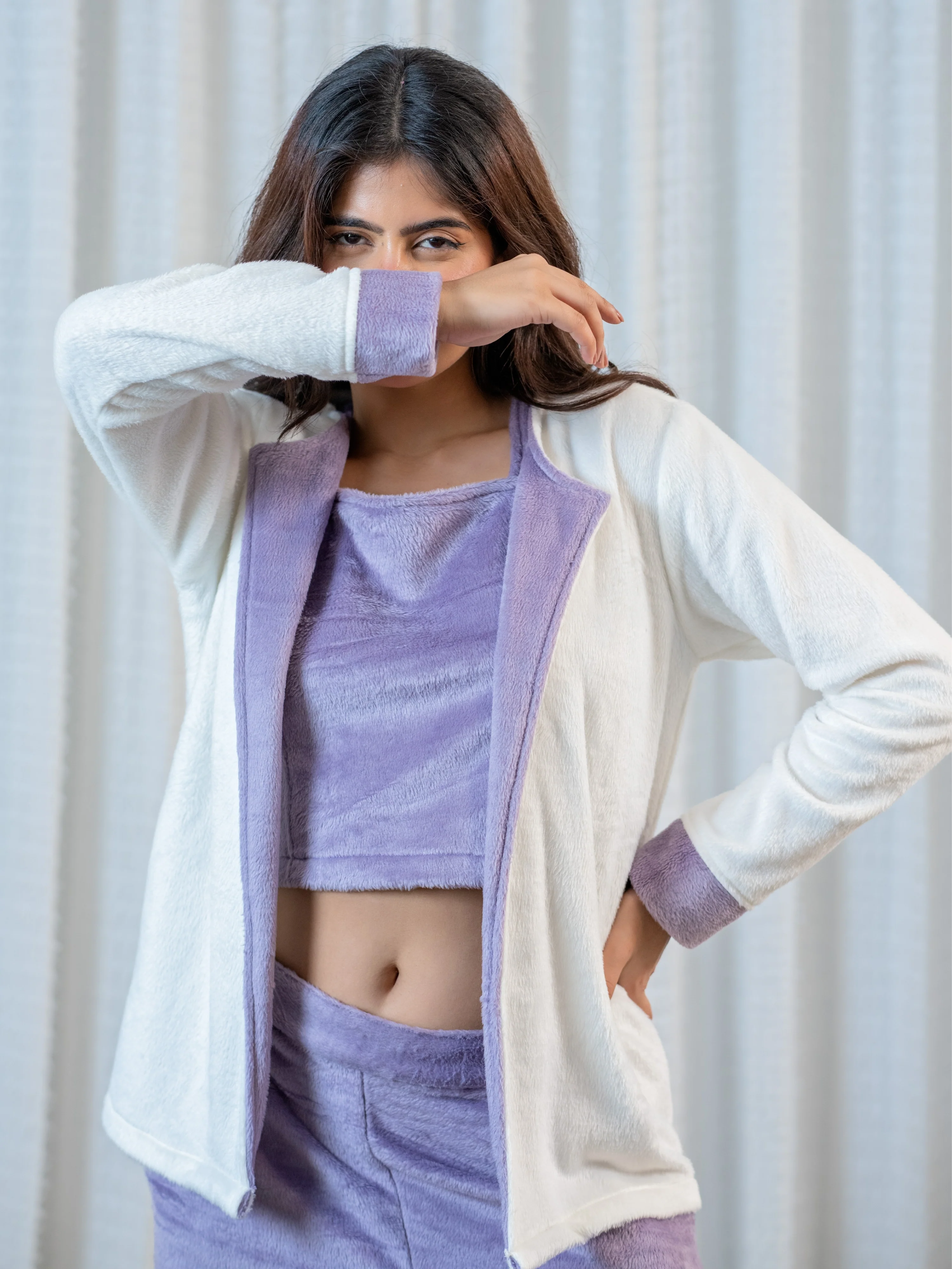 Lavender Super Soft Woollen Contrast Shrug Set - Image 4