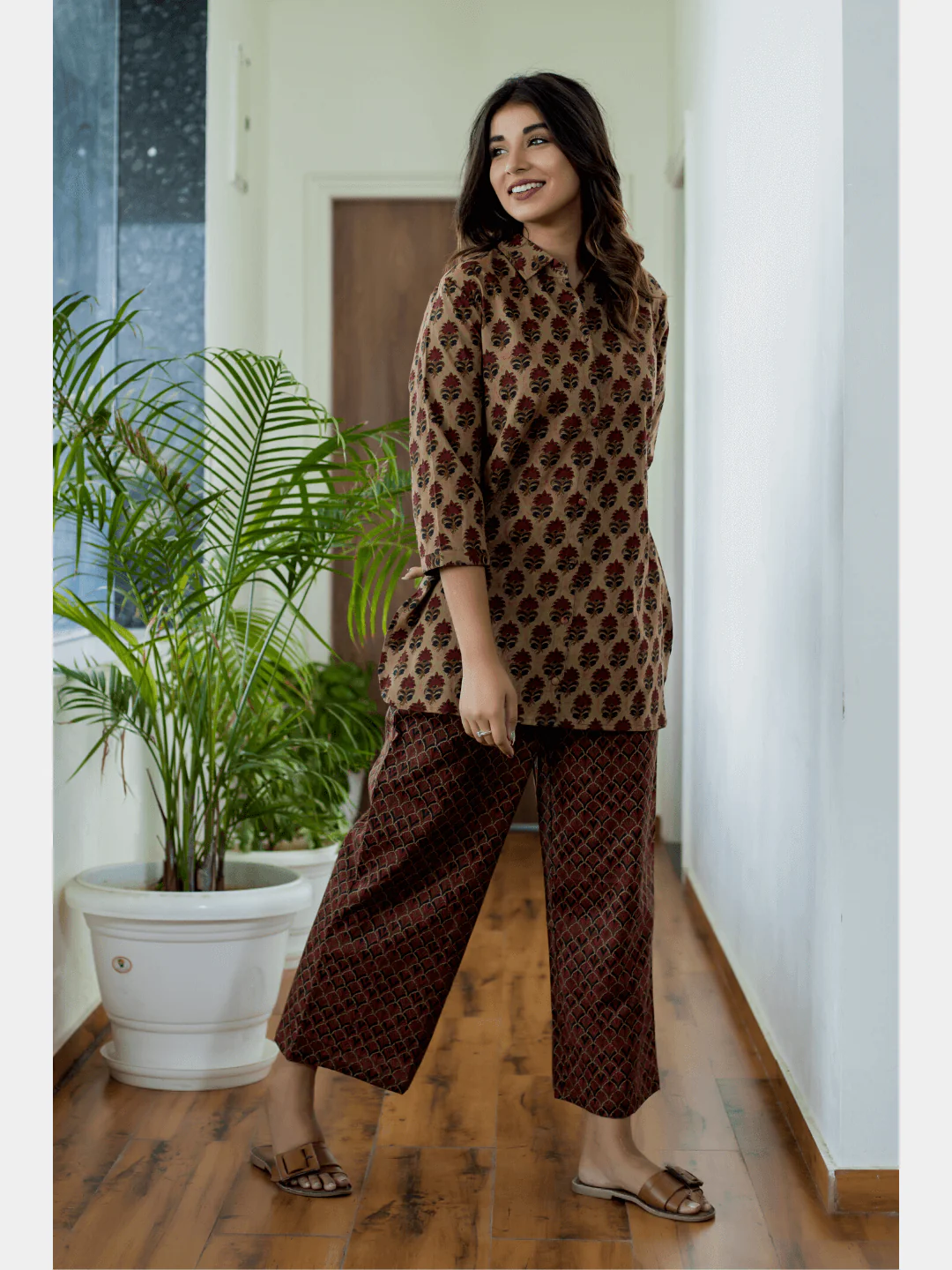Mesh Brown Collared Cotton Loungewear - Image 5