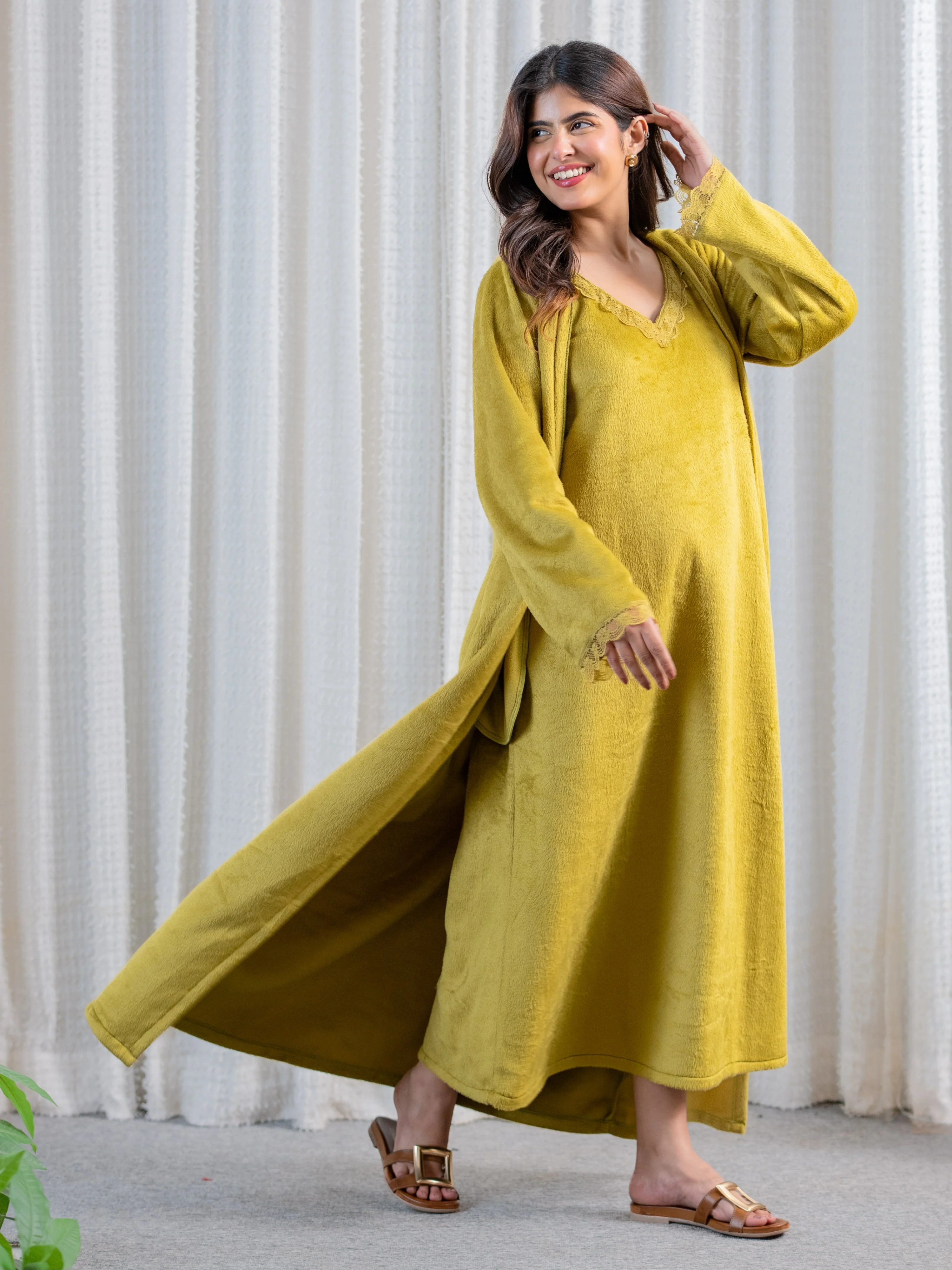 Olive Super Soft Woollen Maxi & Shrug Set - Image 12
