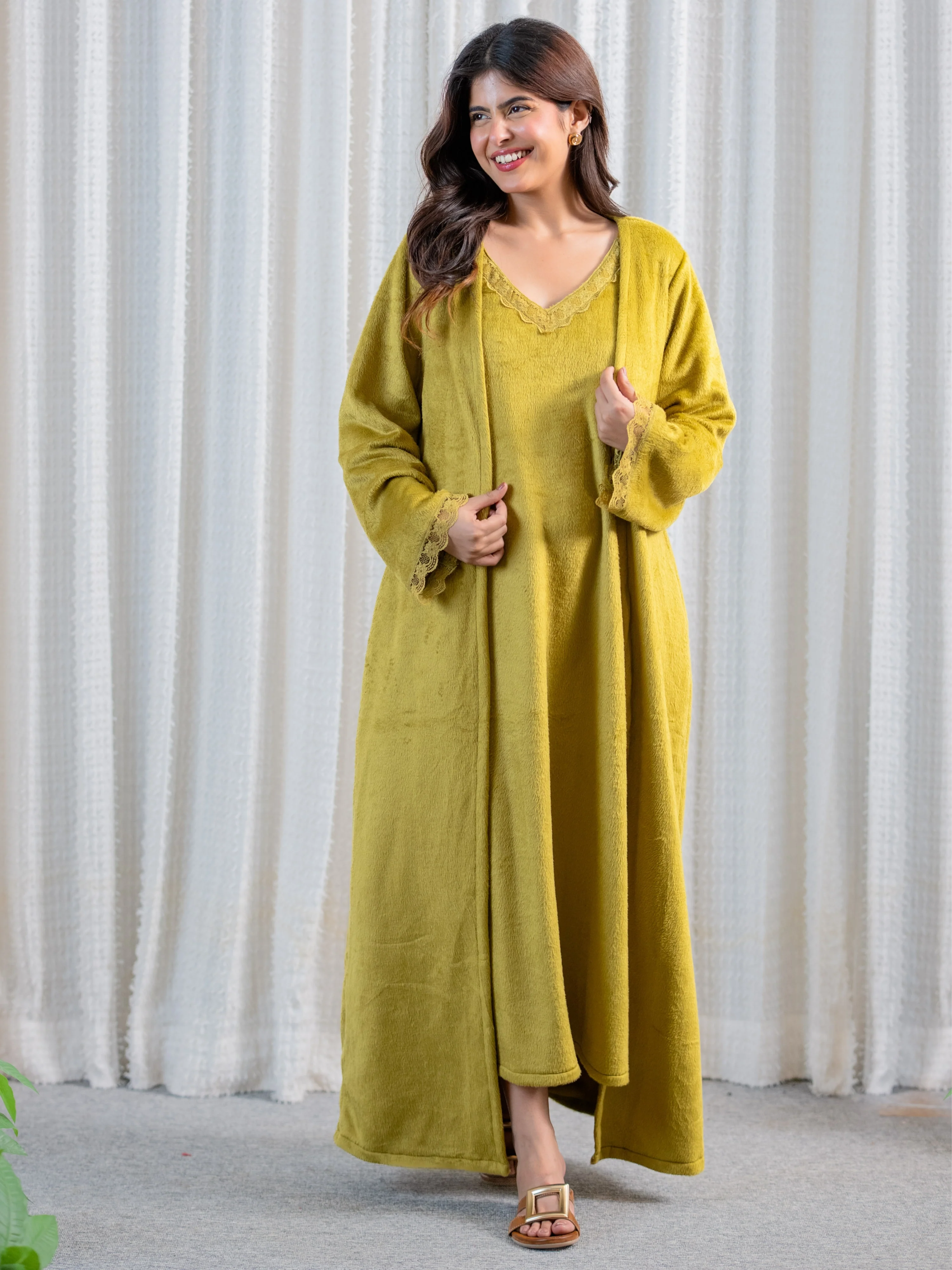 Olive Super Soft Woollen Maxi & Shrug Set - Image 4