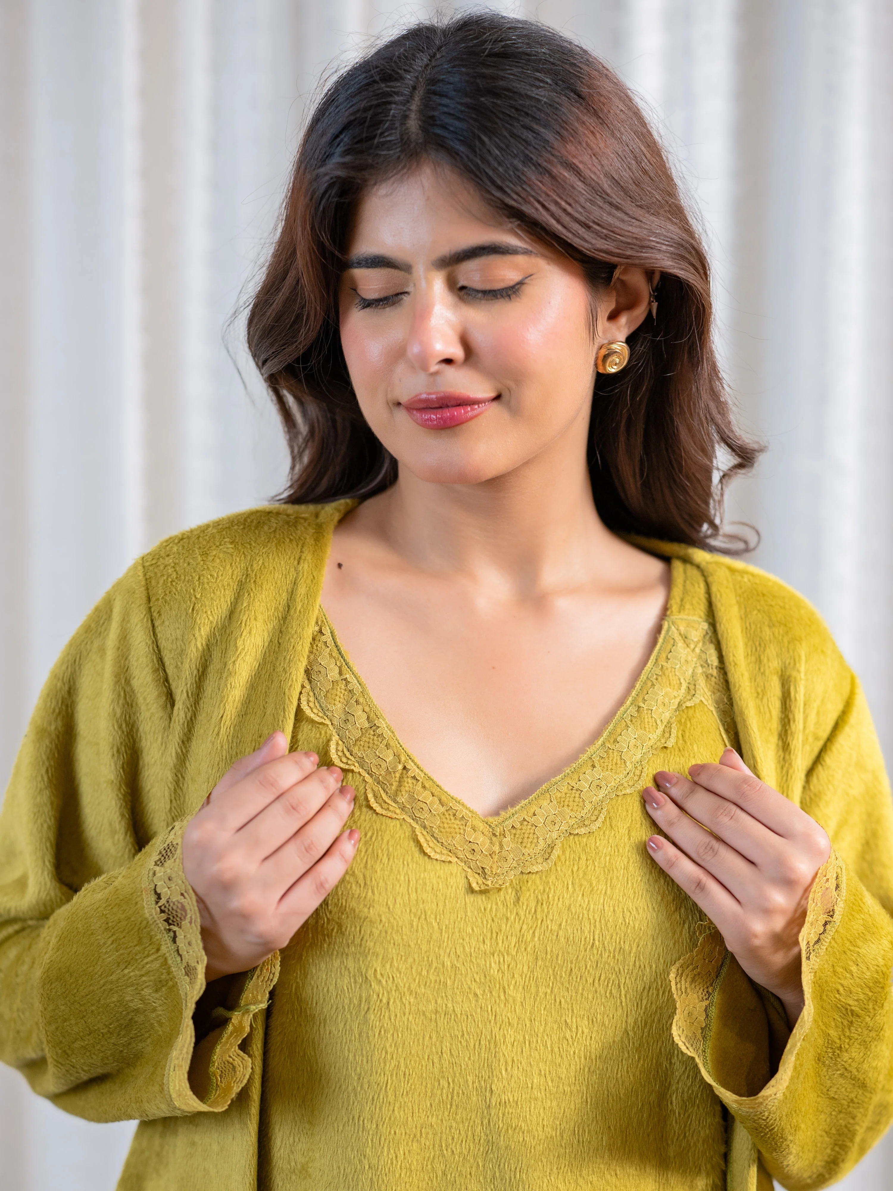Olive Super Soft Woollen Maxi & Shrug Set - Image 8
