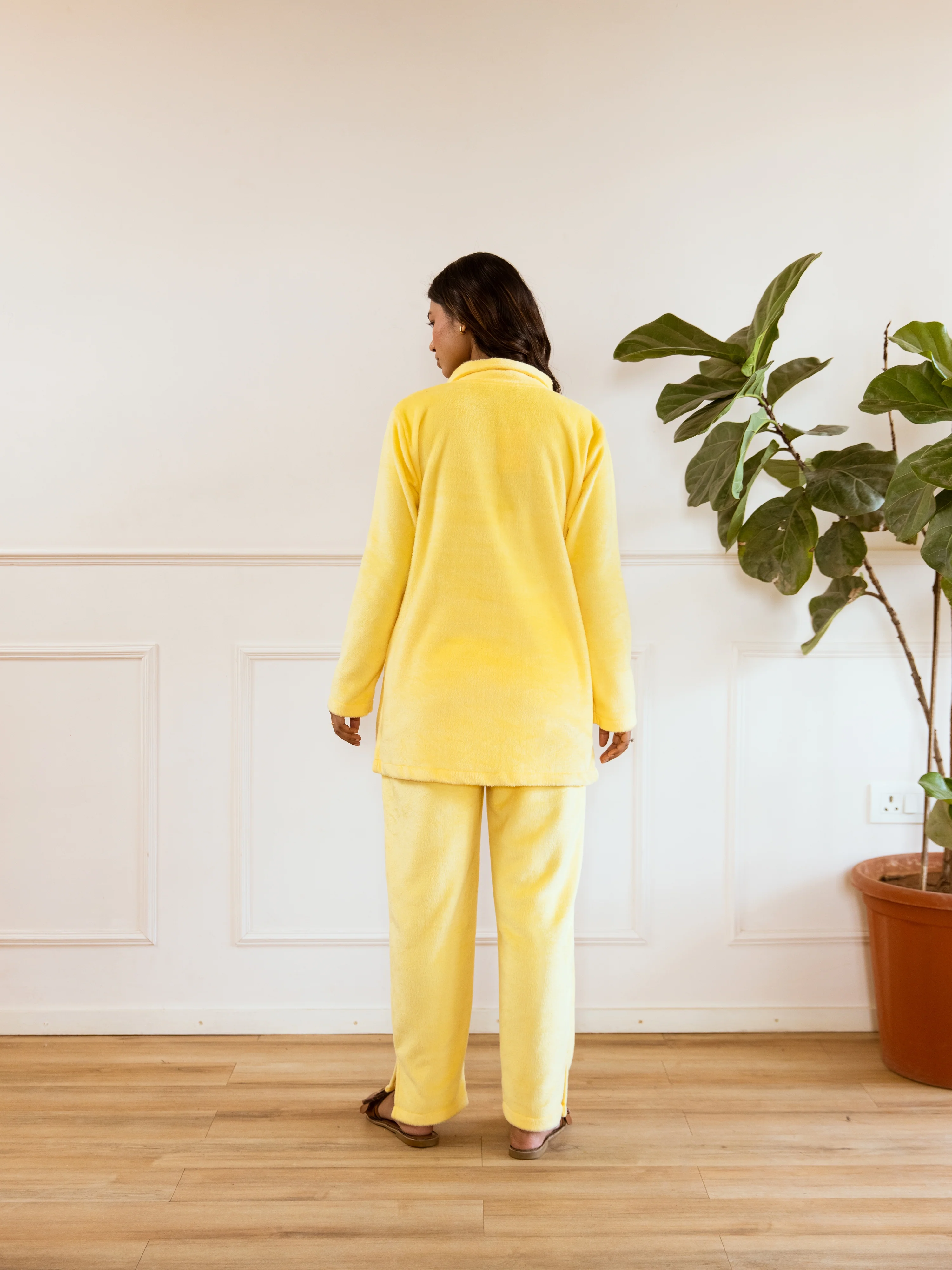 Pastel Yellow Super Soft Woollen Collar Set - Image 5