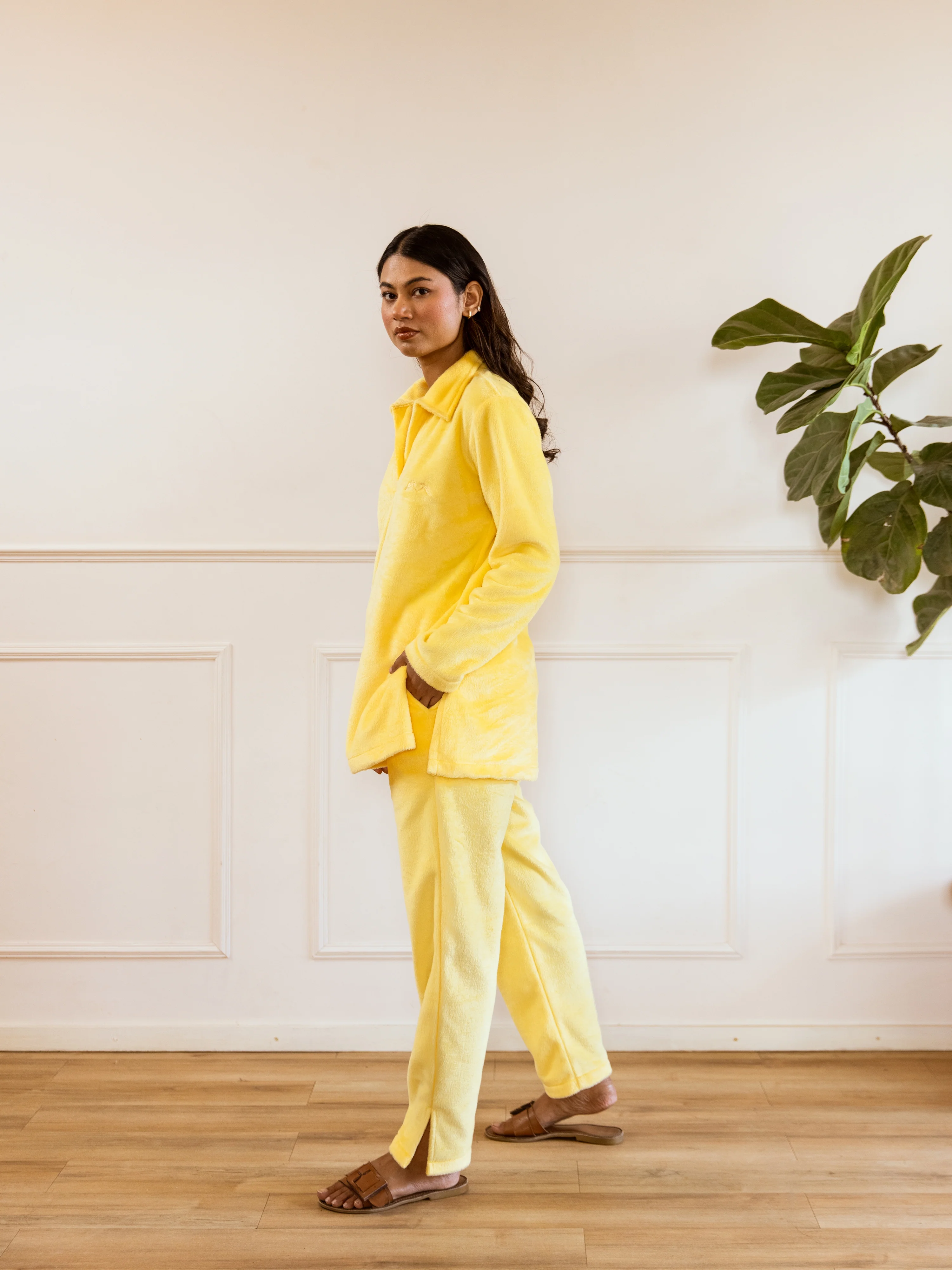 Pastel Yellow Super Soft Woollen Collar Set - Image 9