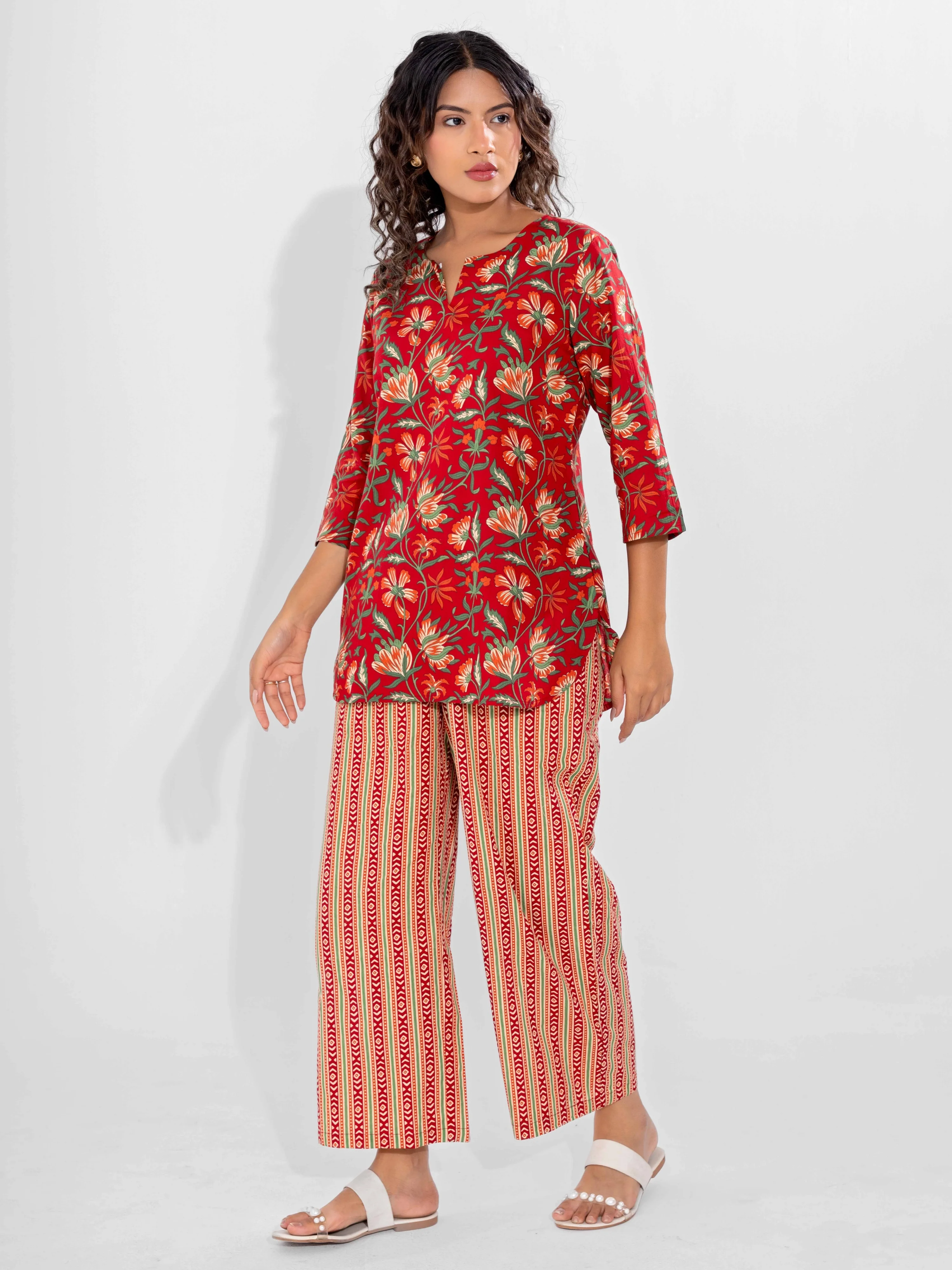 Red Nazakat Pure Cotton Round Neck Co-ord set - Image 8