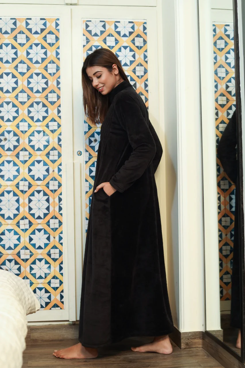Super Soft Black pleated Woollen Maxi - Image 4