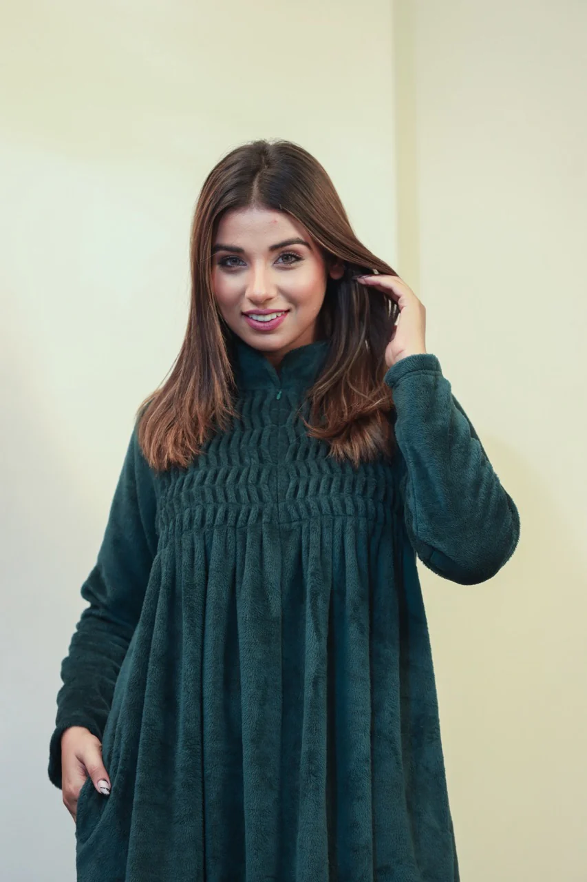 Super Soft Emerald Green pleated Woollen Maxi - Image 8