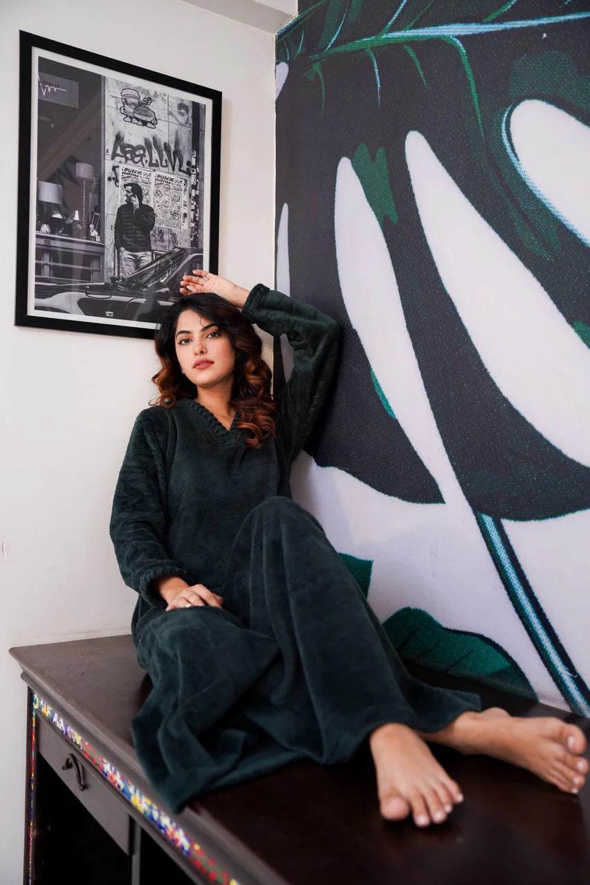 Super Soft Emerald V Neck Woollen Maxi - Image 3