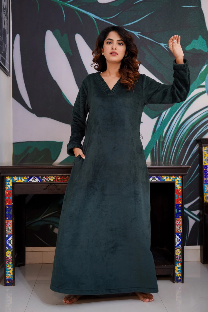 Super Soft Emerald V Neck Woollen Maxi - Image 7