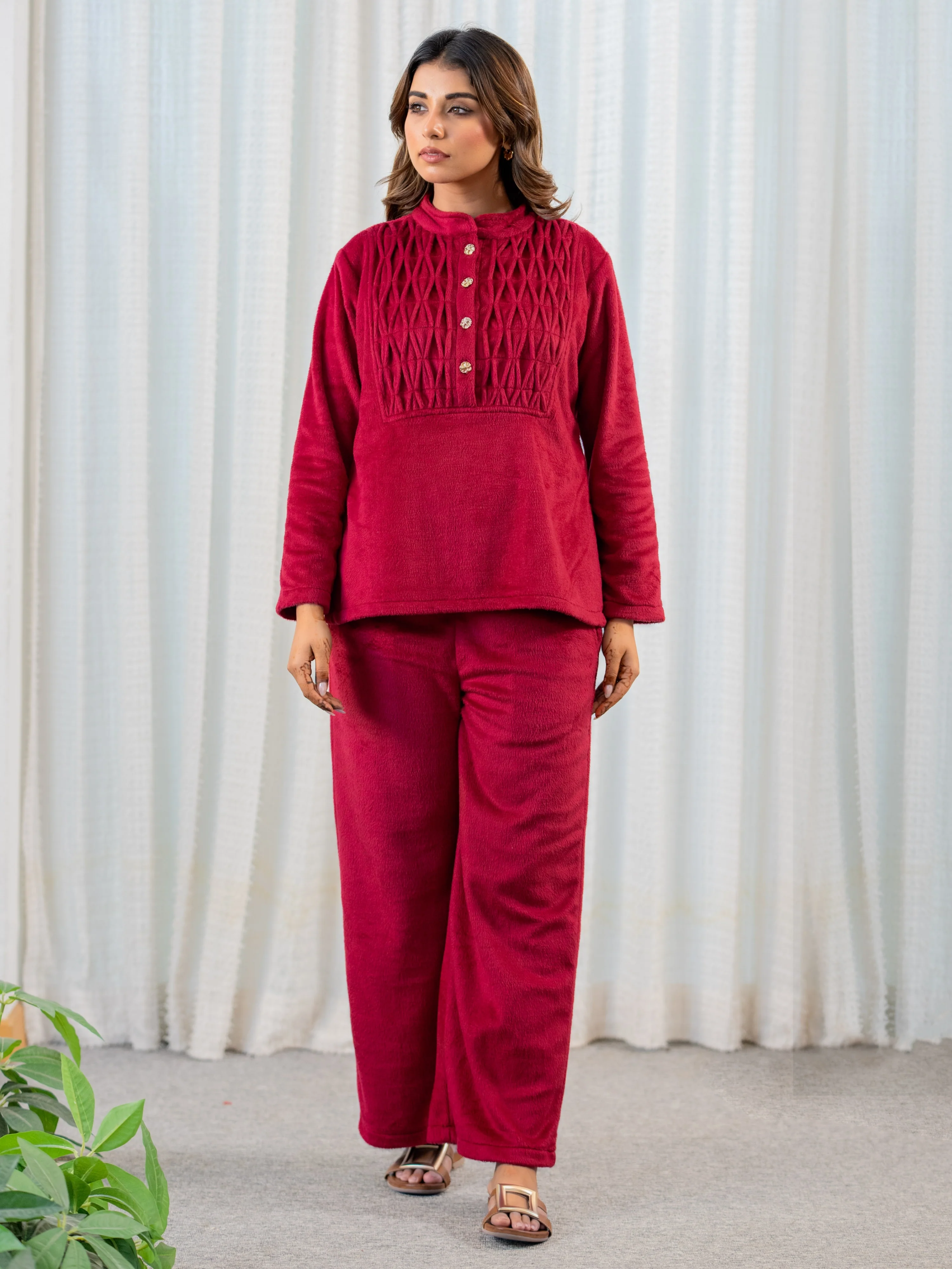 Super Soft Maroon Classic Pleated Woollen Set - Image 4