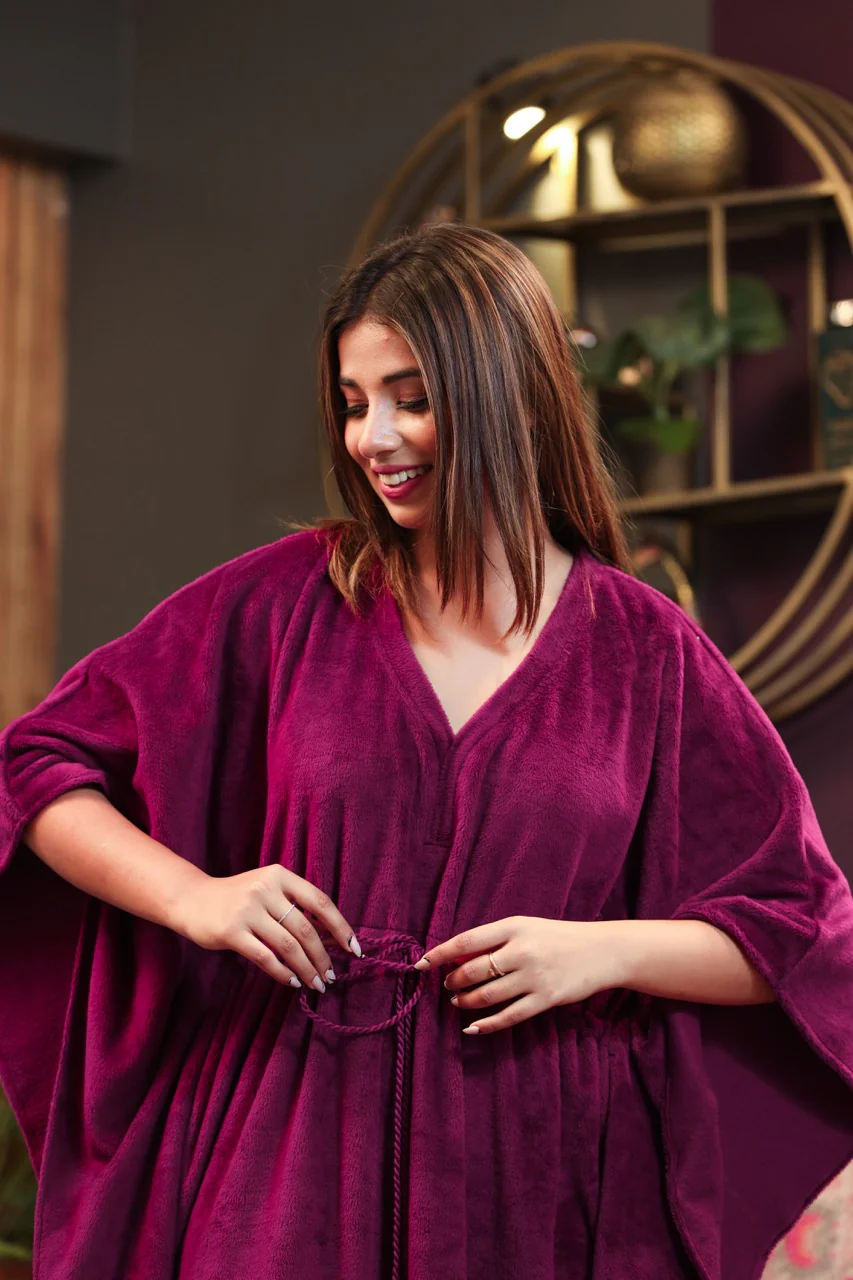 Super Soft Wine Woollen Kaftan - Image 9