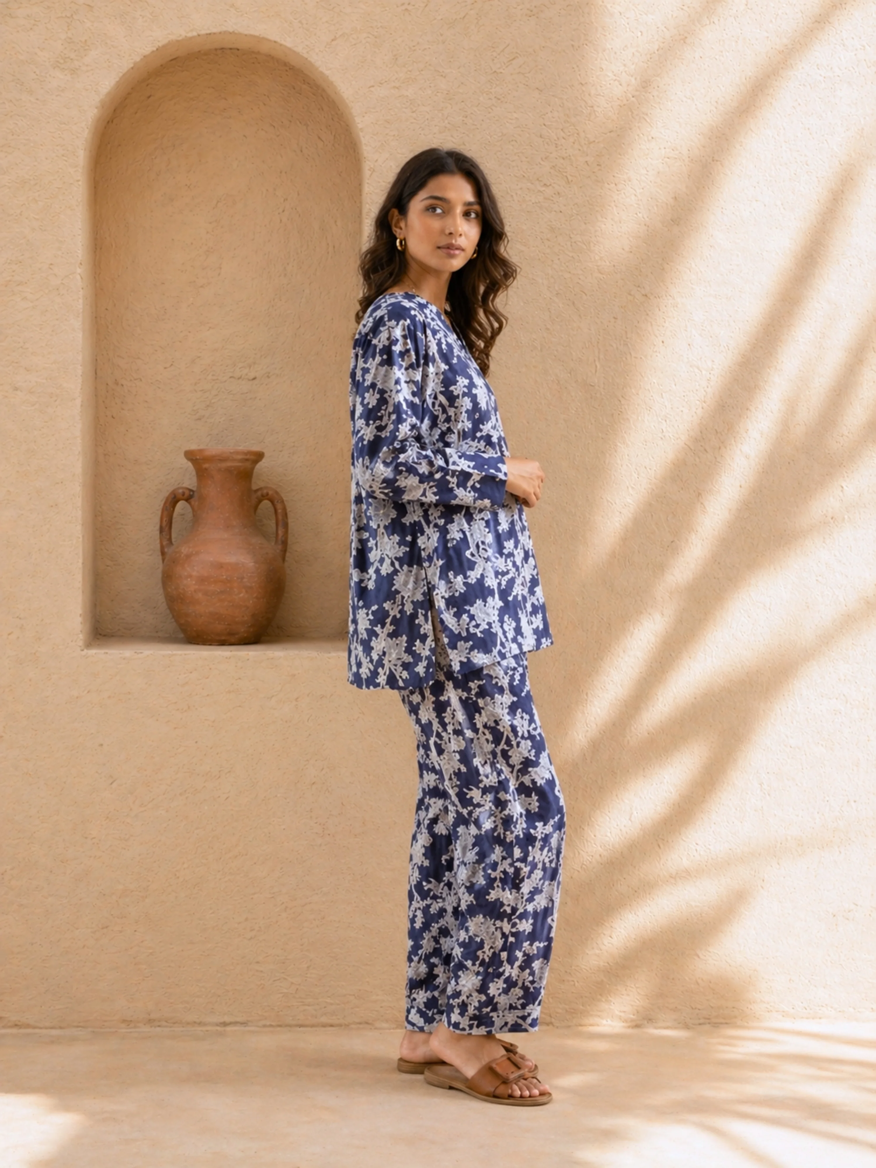 Tropical Deep Blue Jaal V-Neck Patiala Co-Ord Set - Image 4