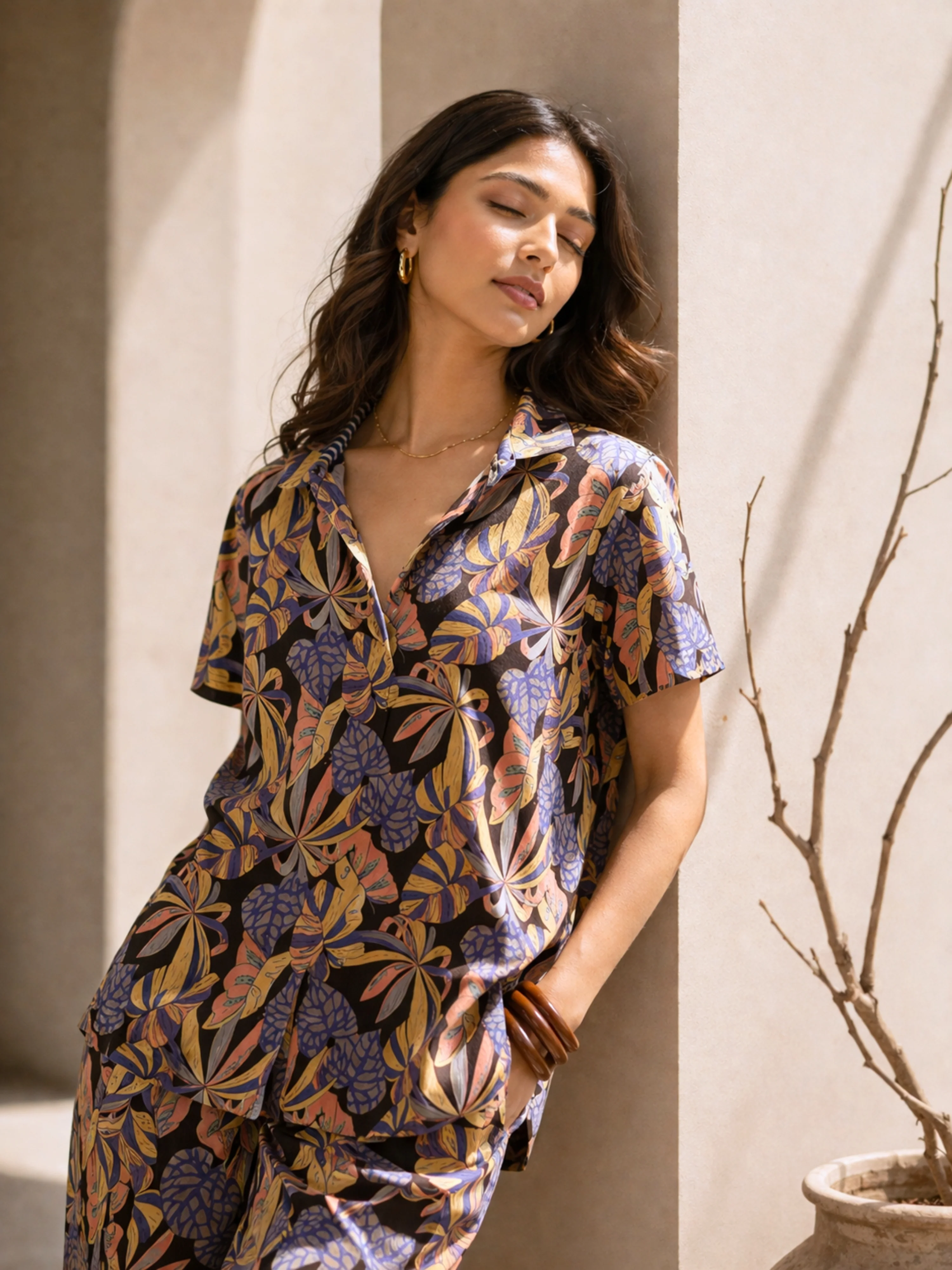 Tropical Noir Bloom Short Sleeve Co-Ord Set - Image 5