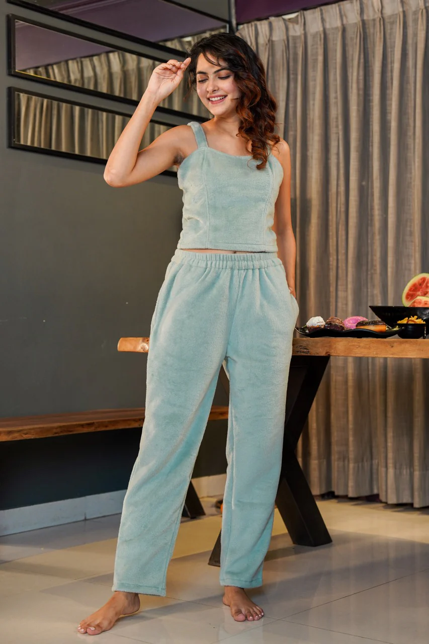 Turquoise Super Soft Woollen 3 Piece Set - Image 10