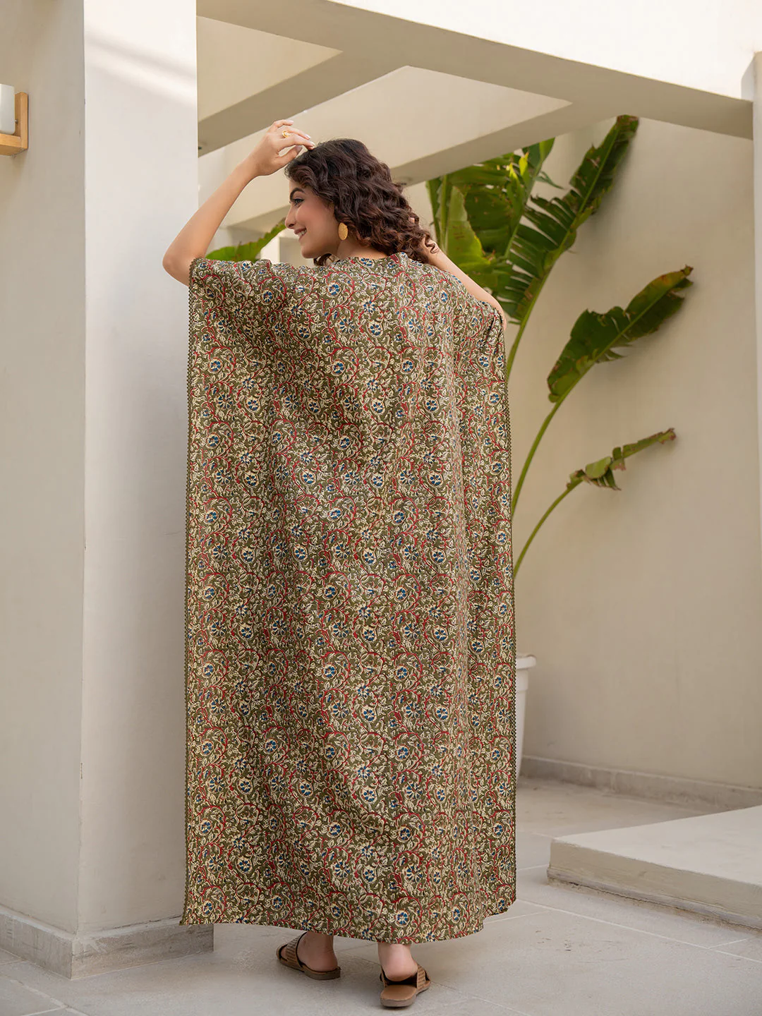 V-Neck Lace Olive Green Kaftan - Image 3