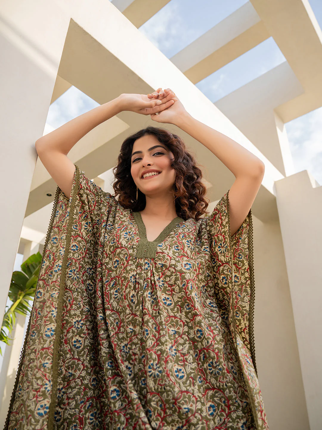 V-Neck Lace Olive Green Kaftan - Image 4